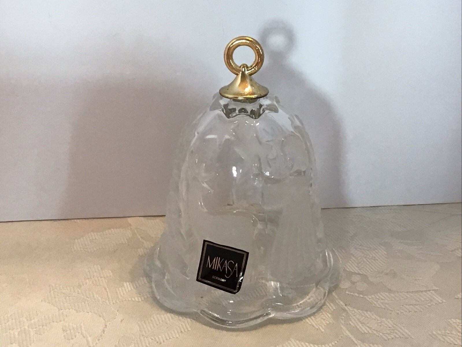 MIKASA HOLIDAY LIGHTS 4″ Bell In Original Box (ORN5-102024)