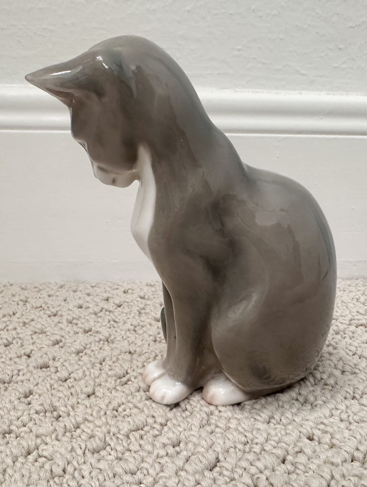 Lot of 3 porcelain cat figurines- Herend & Bing & Grøndahl blue & white antique