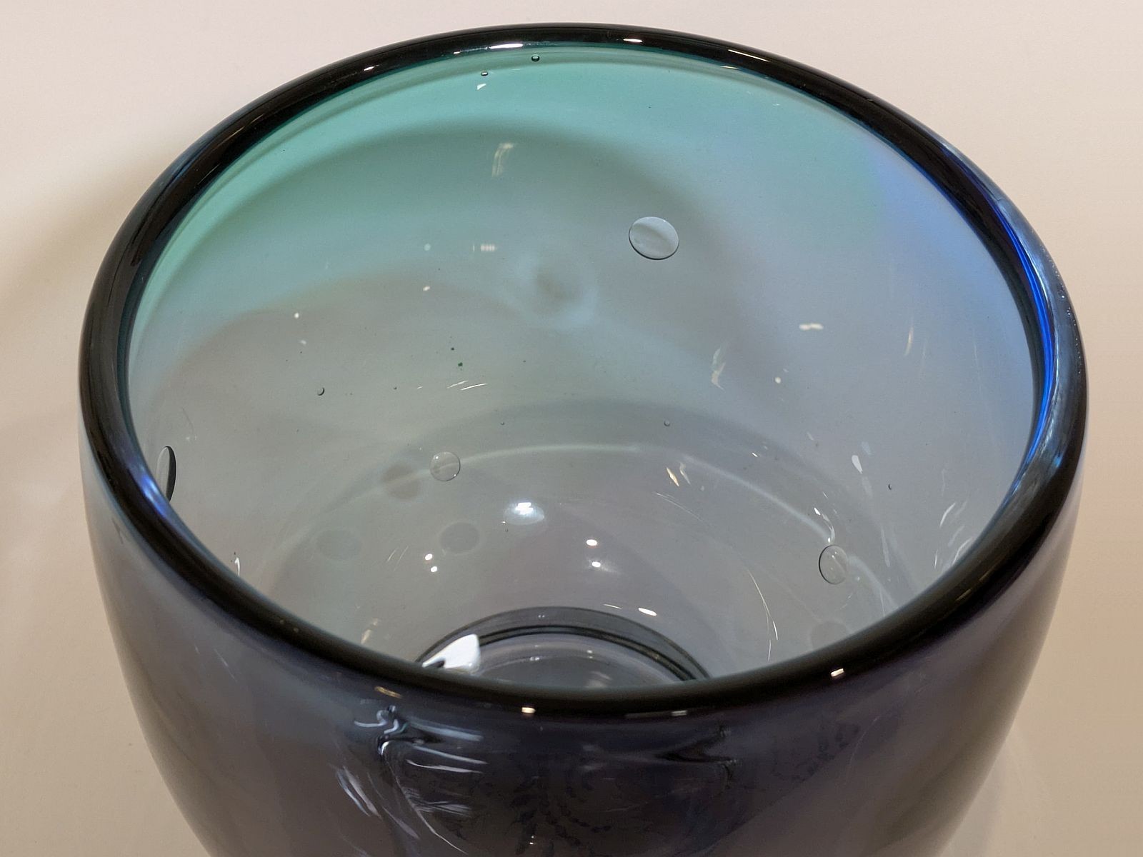 Signed Ole & Marie Hoglund Purple & Green Glass Bowl — NZ Studio Glass Artists