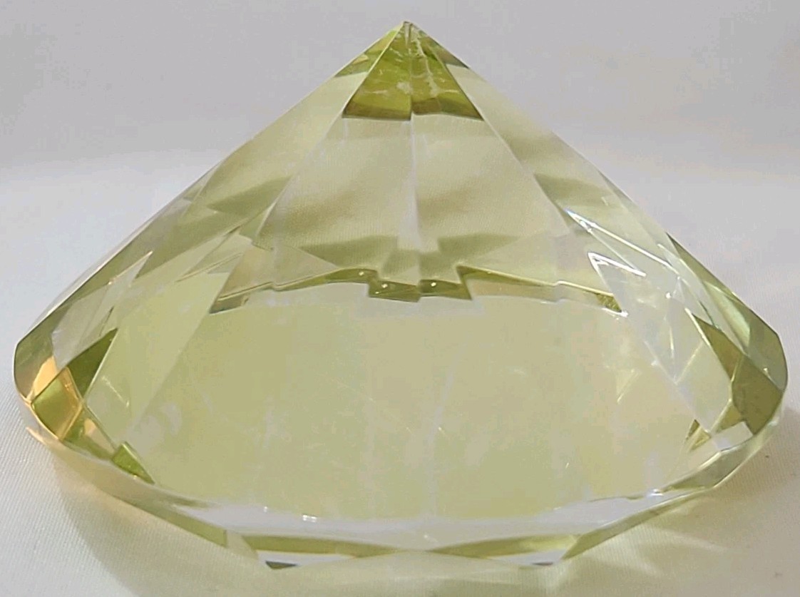 Vtg Citrine Colored Paperweight Diamond Faceted Glass 3″W Excellent Condition