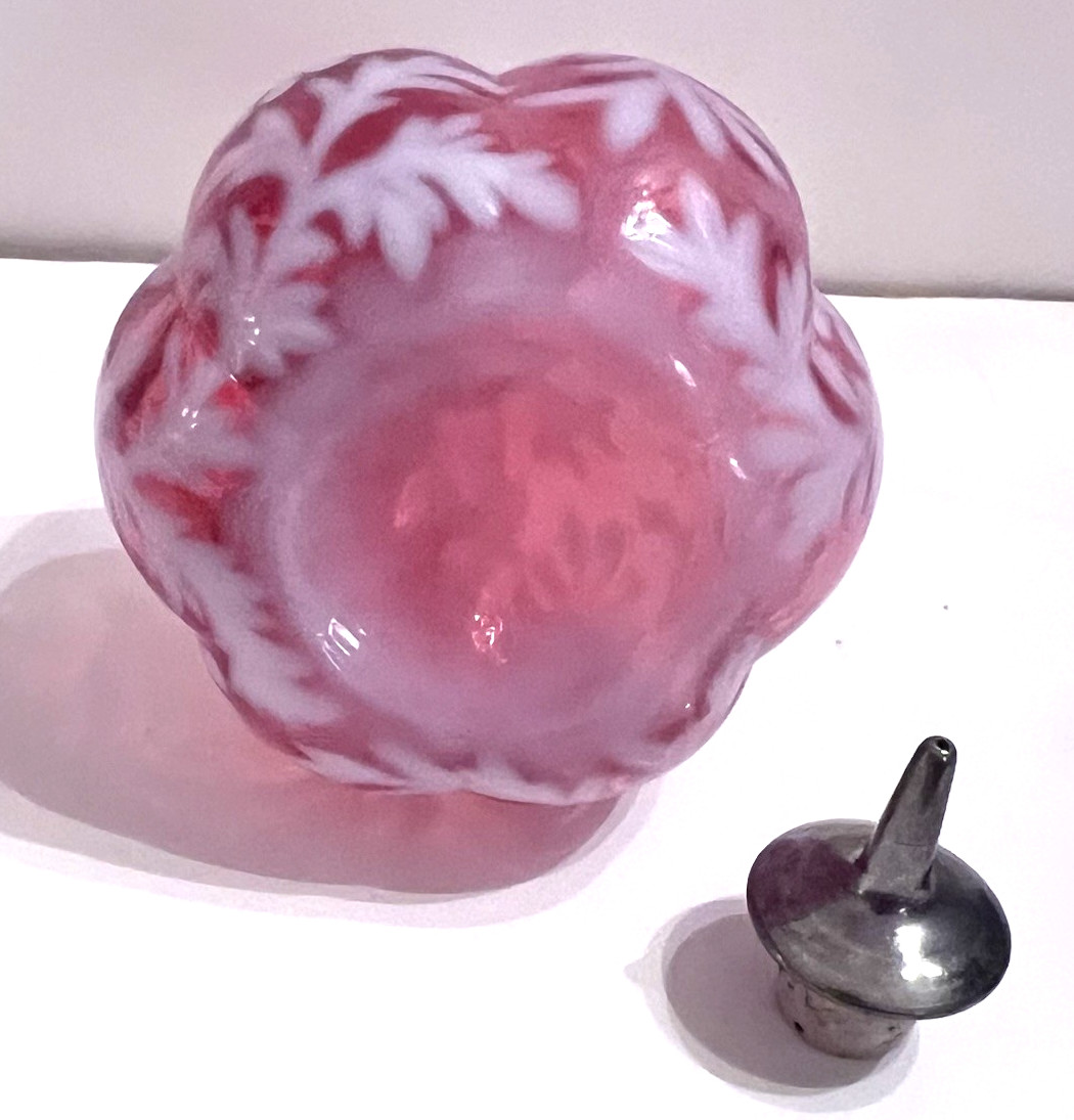 Vintage Fenton ® LG Wright Daisy & Fern Cranberry Opalescent Barber Bottle-RARE!