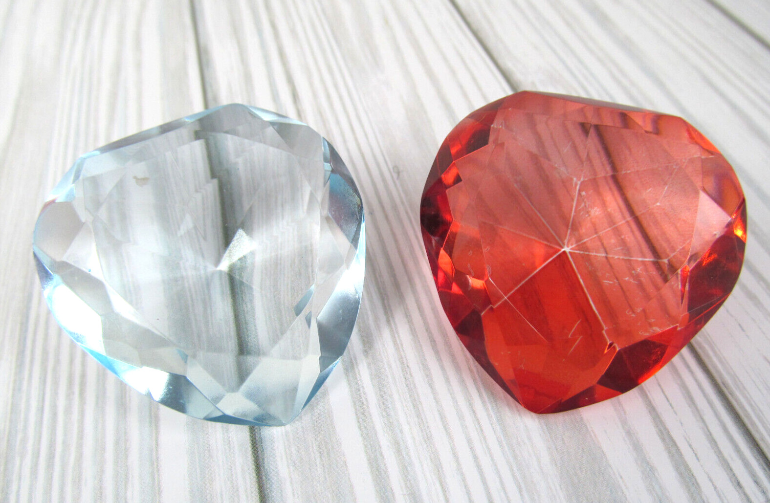 Solid Red & Blue Glass Heart Shape Figure Gem Stone Cut Look Decorative S5