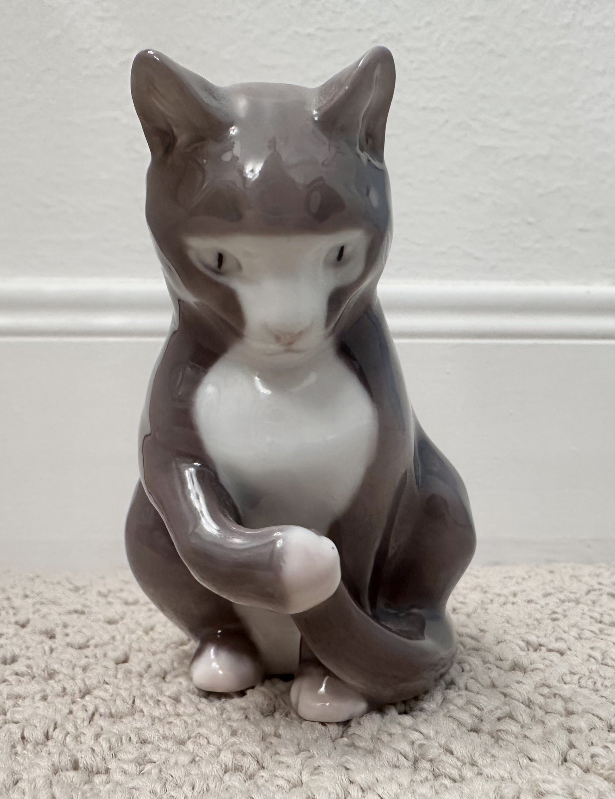 Lot of 3 porcelain cat figurines- Herend & Bing & Grøndahl blue & white antique