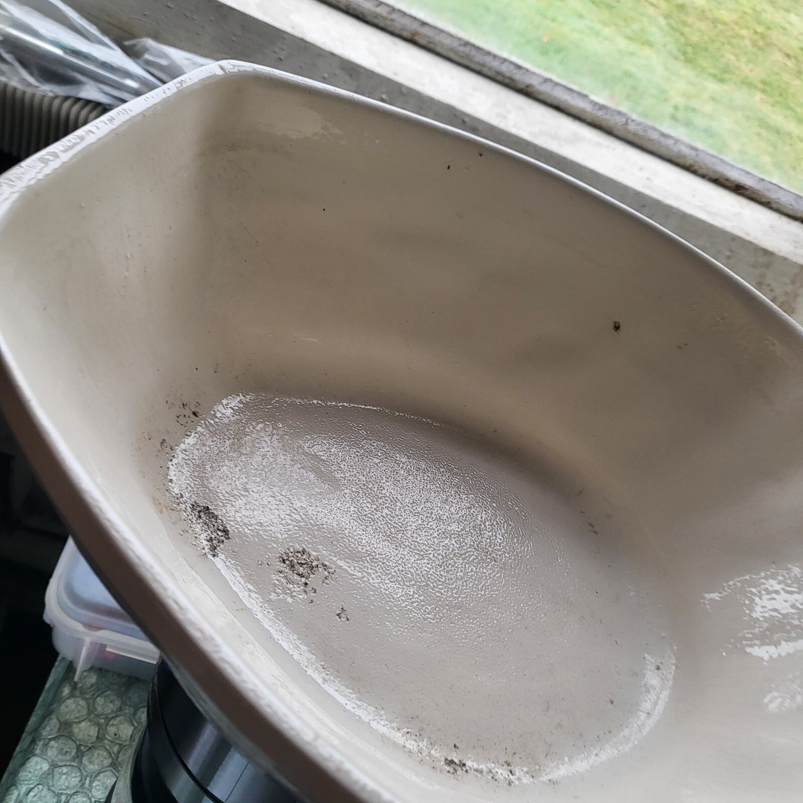 GIANT MP MOUNTAINSIDE POTTERY BOWL 8LB 15″ X 14″ X 5″ HIGHWHITE GLAZE IN AND OUT