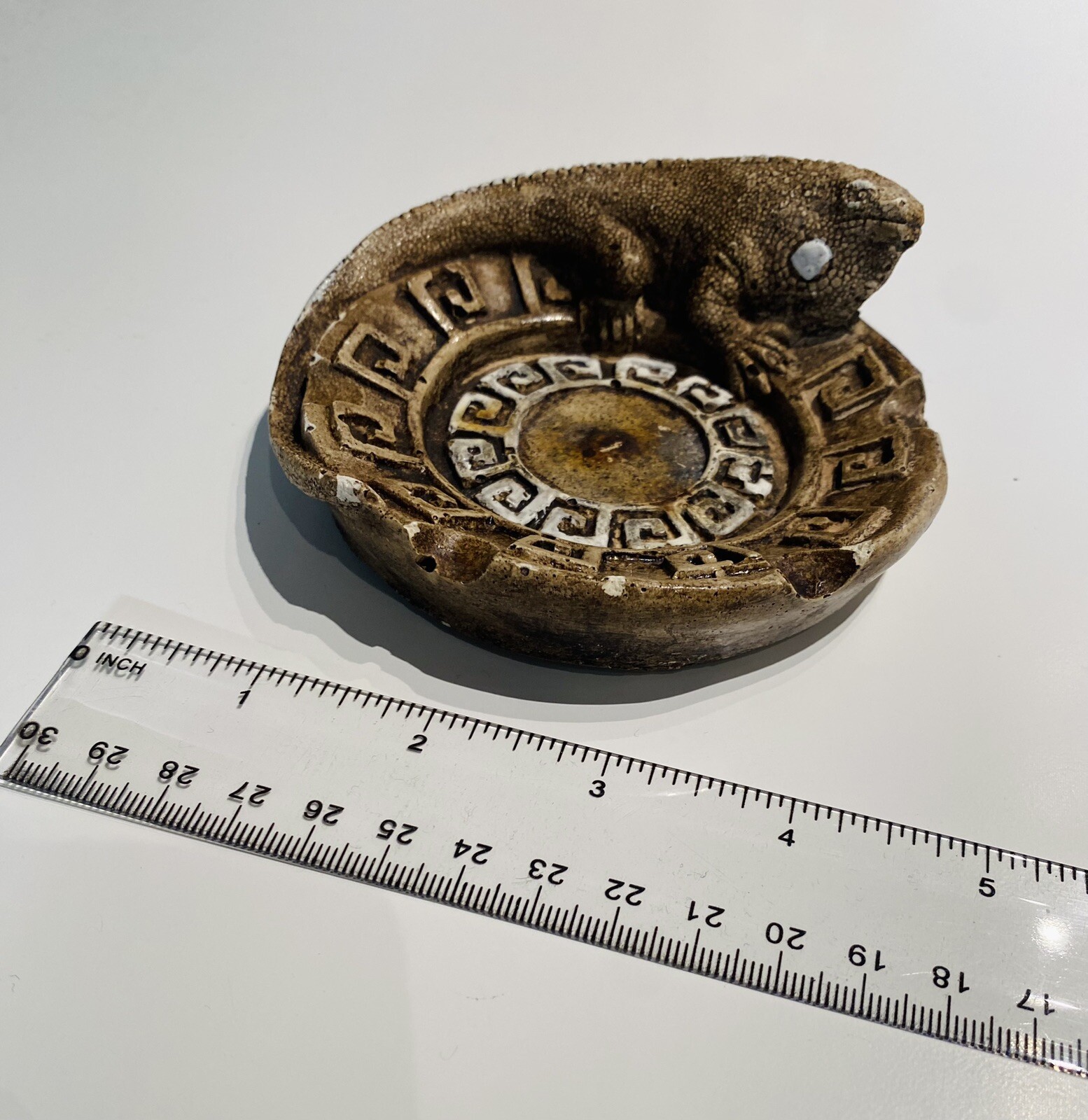 VTG Cozumel Iguana Cigarette/Cigar Ashtray, Mayan/Aztec Design Reptile
