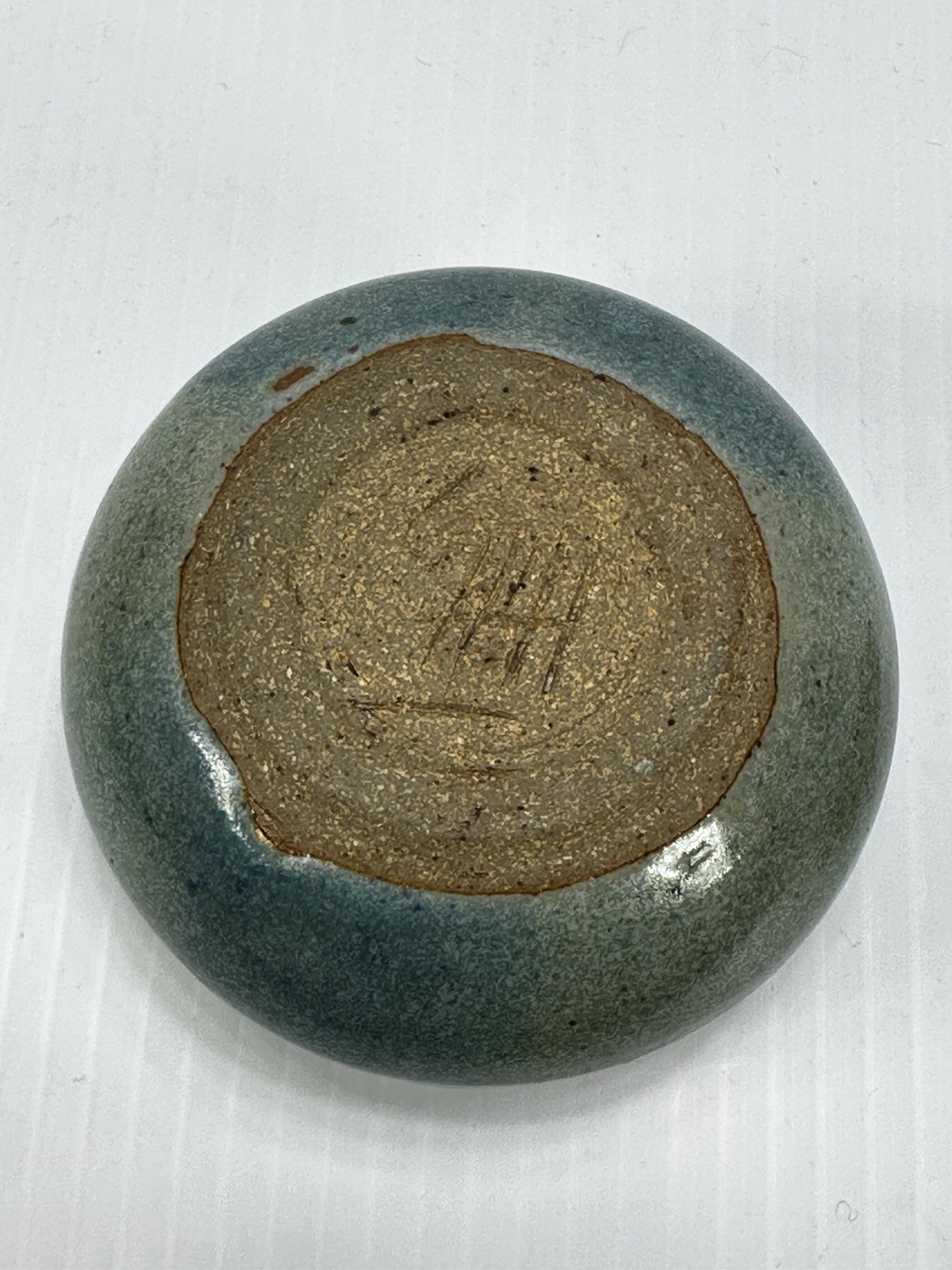 Vintage Handmade Studio Art Pottery Stoneware Lidded Trinket Box Jar Signed