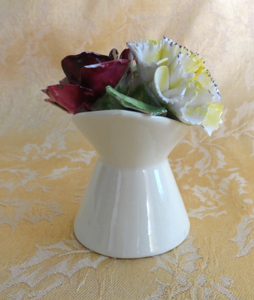 Pair of Radnor Fine Bone China England Flowers Pot and Cup Shape Baskets