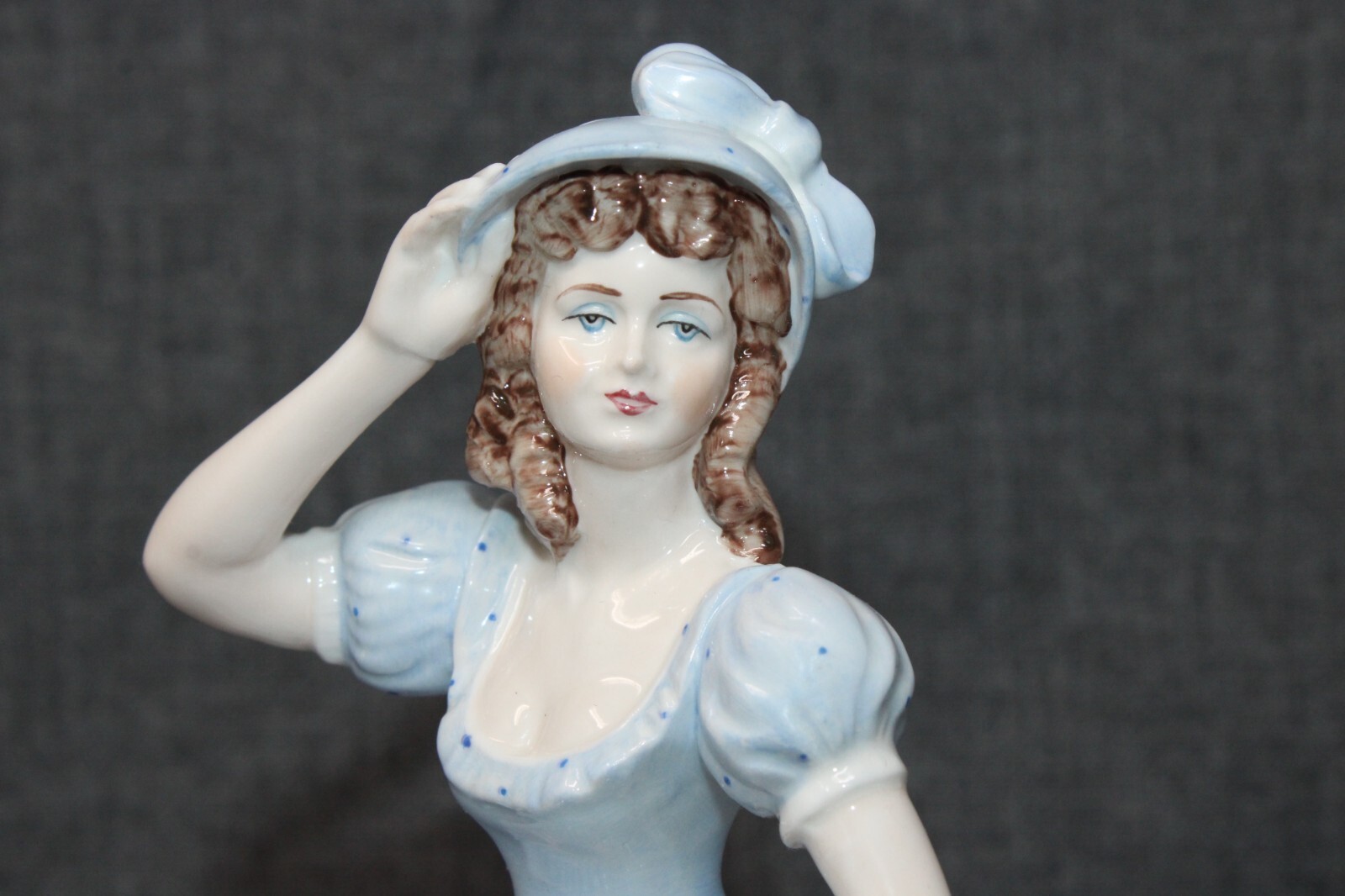 COALPORT ENGLAND Handpainted Bone China Ladies of Fashion “Christina”, 8″ EPOC