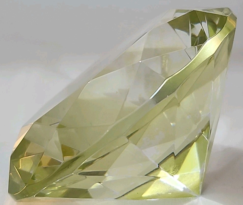 Vtg Citrine Colored Paperweight Diamond Faceted Glass 3″W Excellent Condition