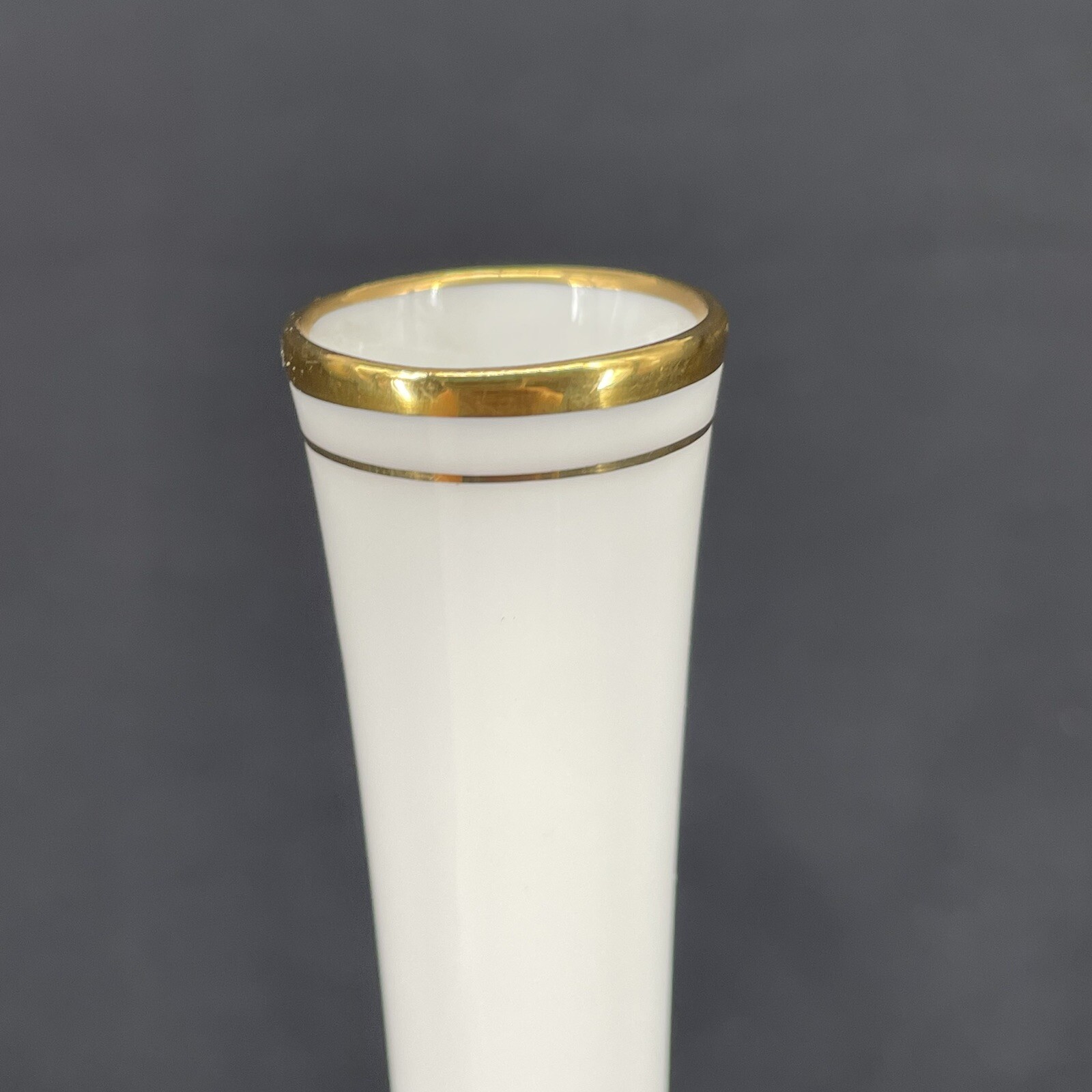 Bud Vase Ball Japan Made White Porcelain Base 7.5″ Simple Elegant Gold Trim