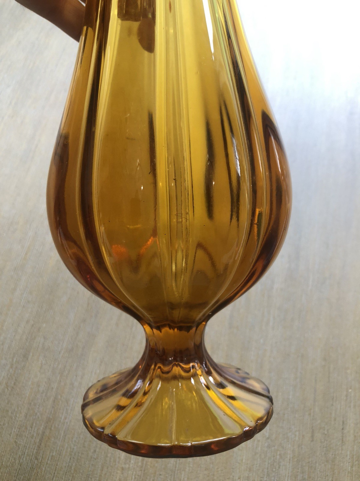 Vintage Mid Century Modern LE Smith Art Glass Petal Amber Swung Vase 17” Retro