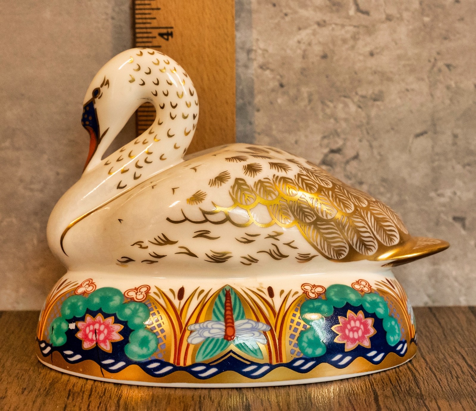 Vintage ROYAL CROWN DERBY Swan Paperweight 22K Gold Gild Lotus Flowers Dragonfly