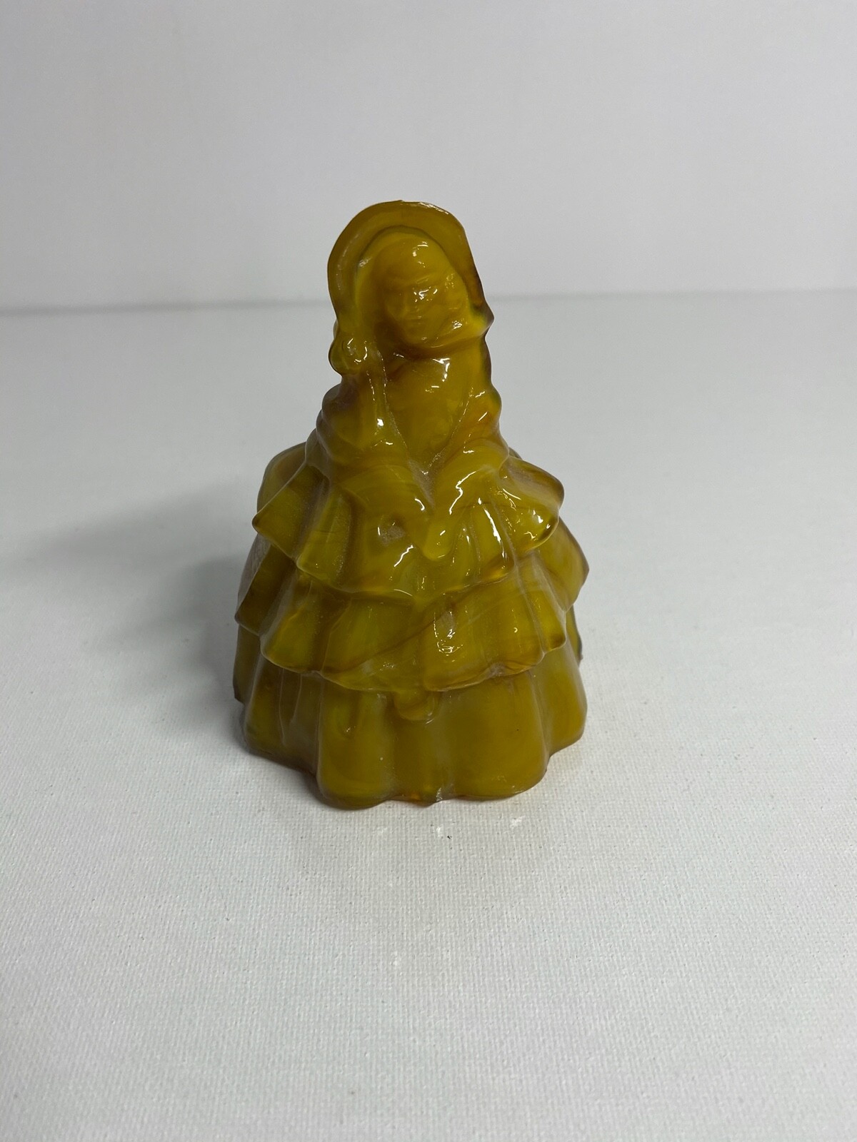 Boyd Glass Colonial Lady “Louise” Gold