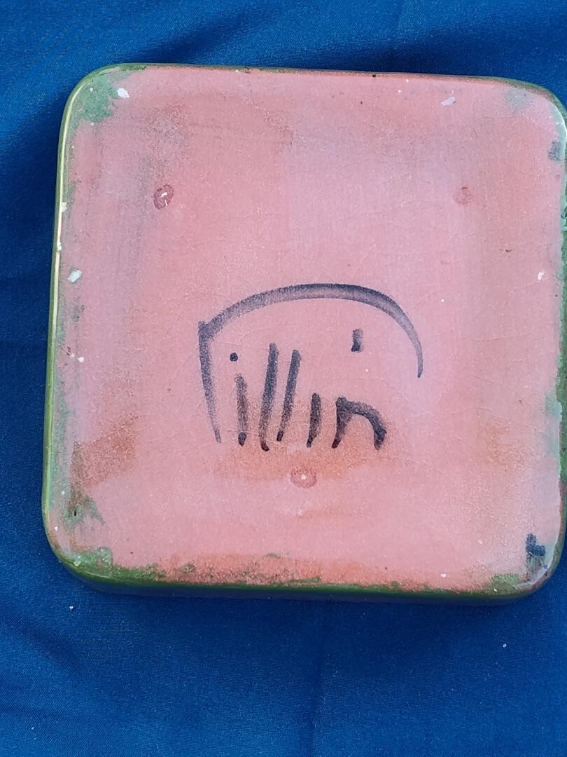 POLIA PILLIN TRINKET BOX WITH LID, SIGNED. LADY PLAYING LUTE WITH DANCER