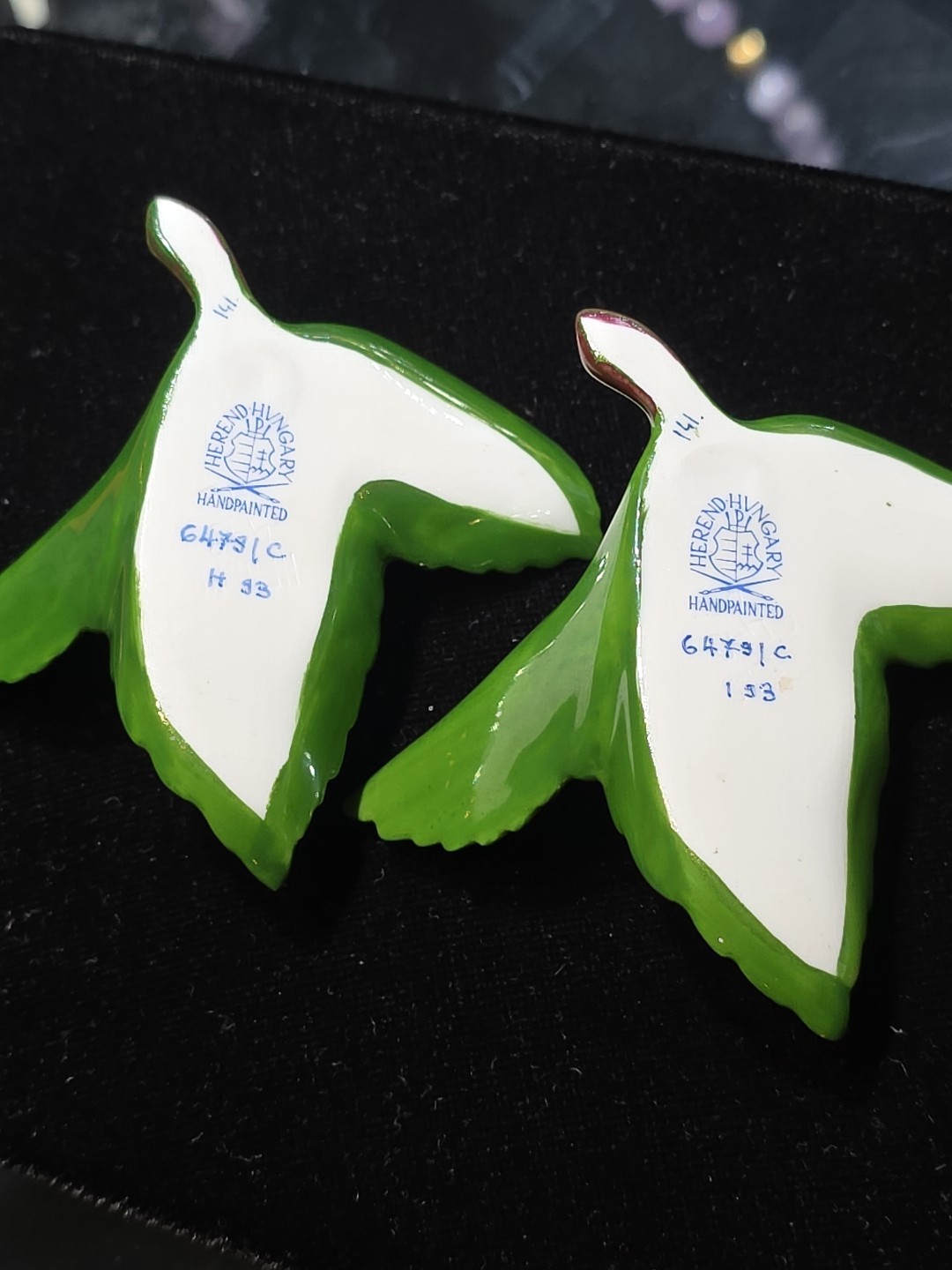 Herend Hungary 2 pieces Birds on Leaves Excellent Condition