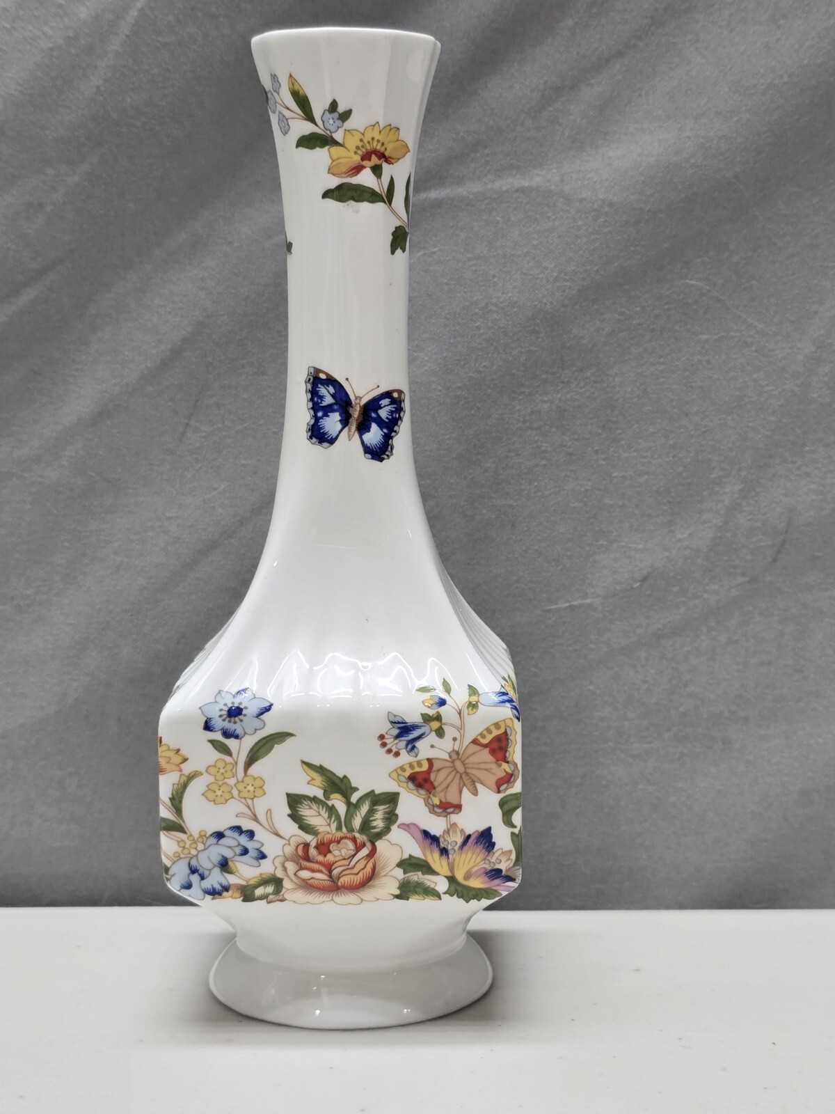 Aynsley Cottage Garden Bud Vase Vintage Fine English Bone China Made in England
