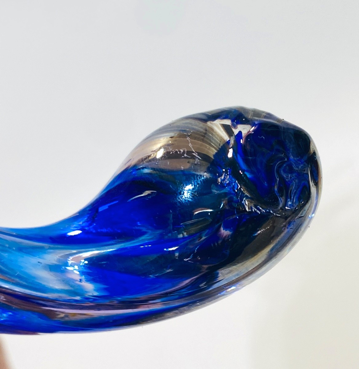 Vintage Hand Blown Art Glass Lily Flower Sculpture Curved Stem Blue Purple 12.5″