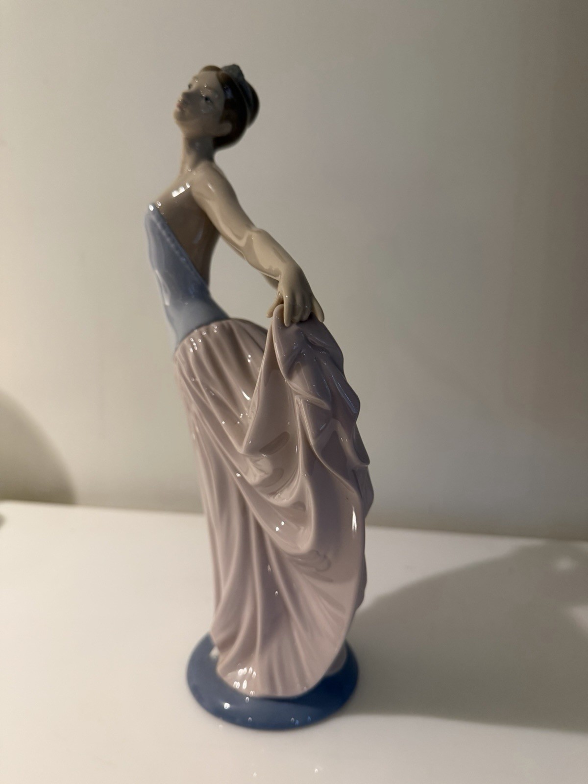 Lladró Porcelain Ballerina Figurine Art Deco Light Blue Beige pink Spain Glossy