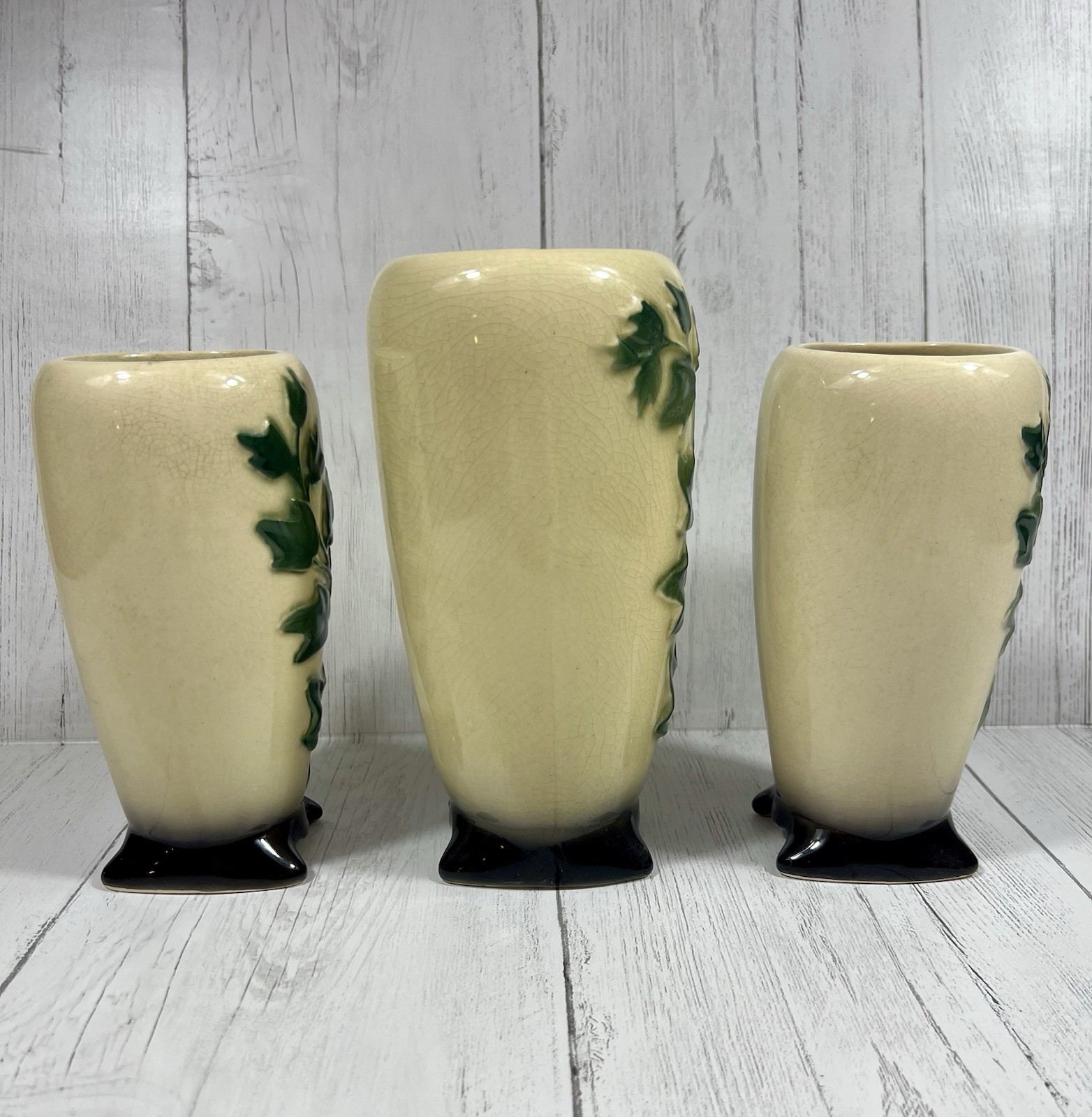 VINTAGE Ivy Leaf Vase Set 3 Cream Green Copeland Style Botanical Relief Art