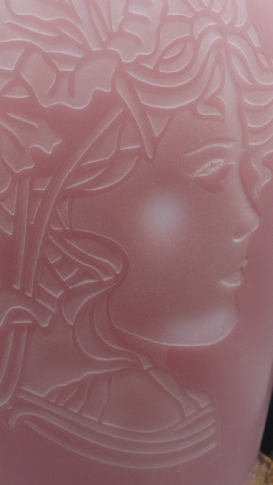 Fenton Connoisseur Collection Sand Carved Rose Quartz Art Glass Cameo Vase