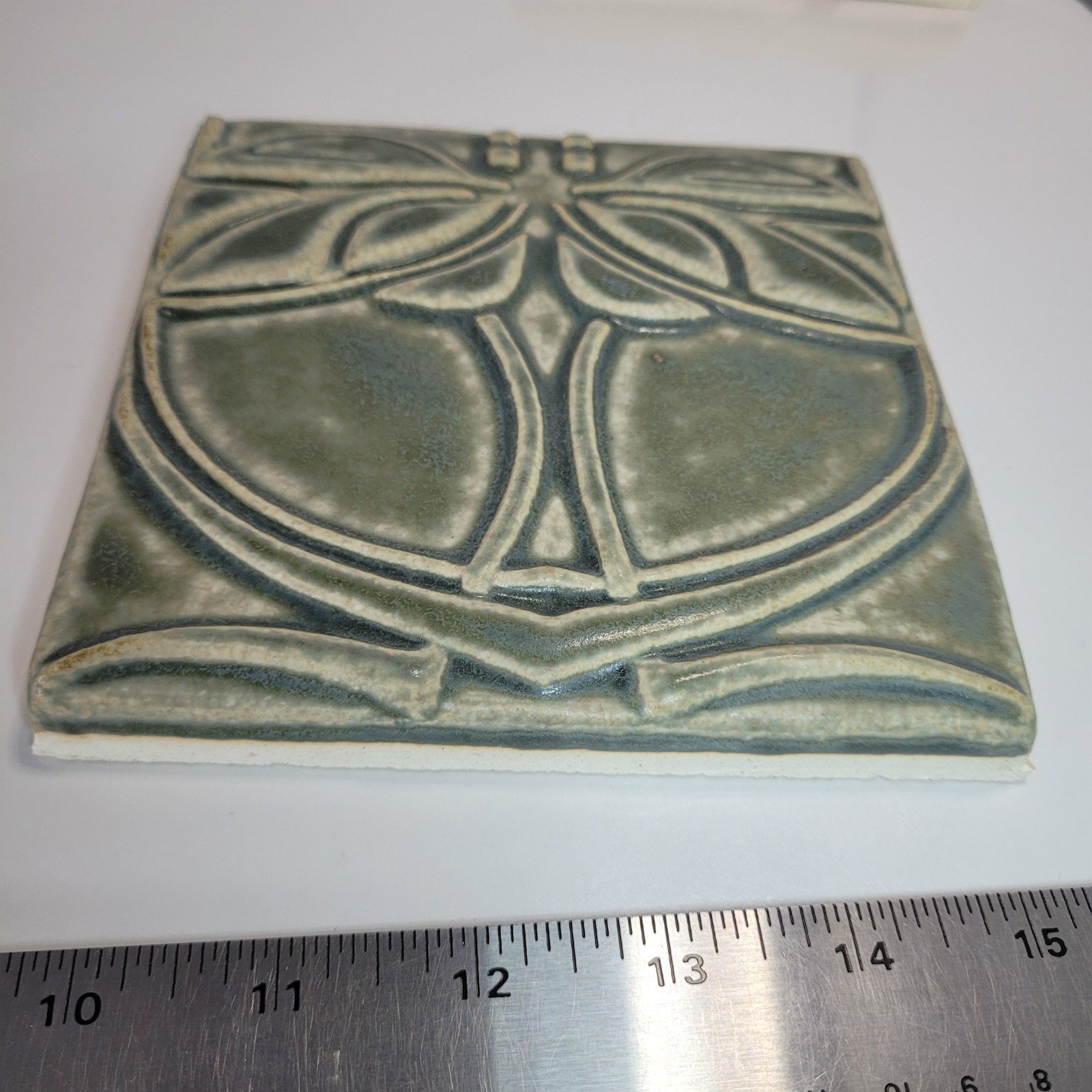Motawi Tileworks Green Tile arts crafts style w/flakes