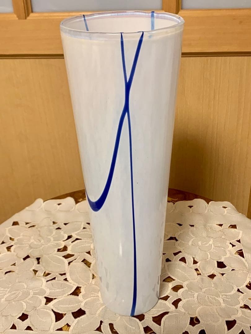 Kosta Boda Anna Ehrner Woodlands Barcelona Vase Blue White Art Glass Large 33cm