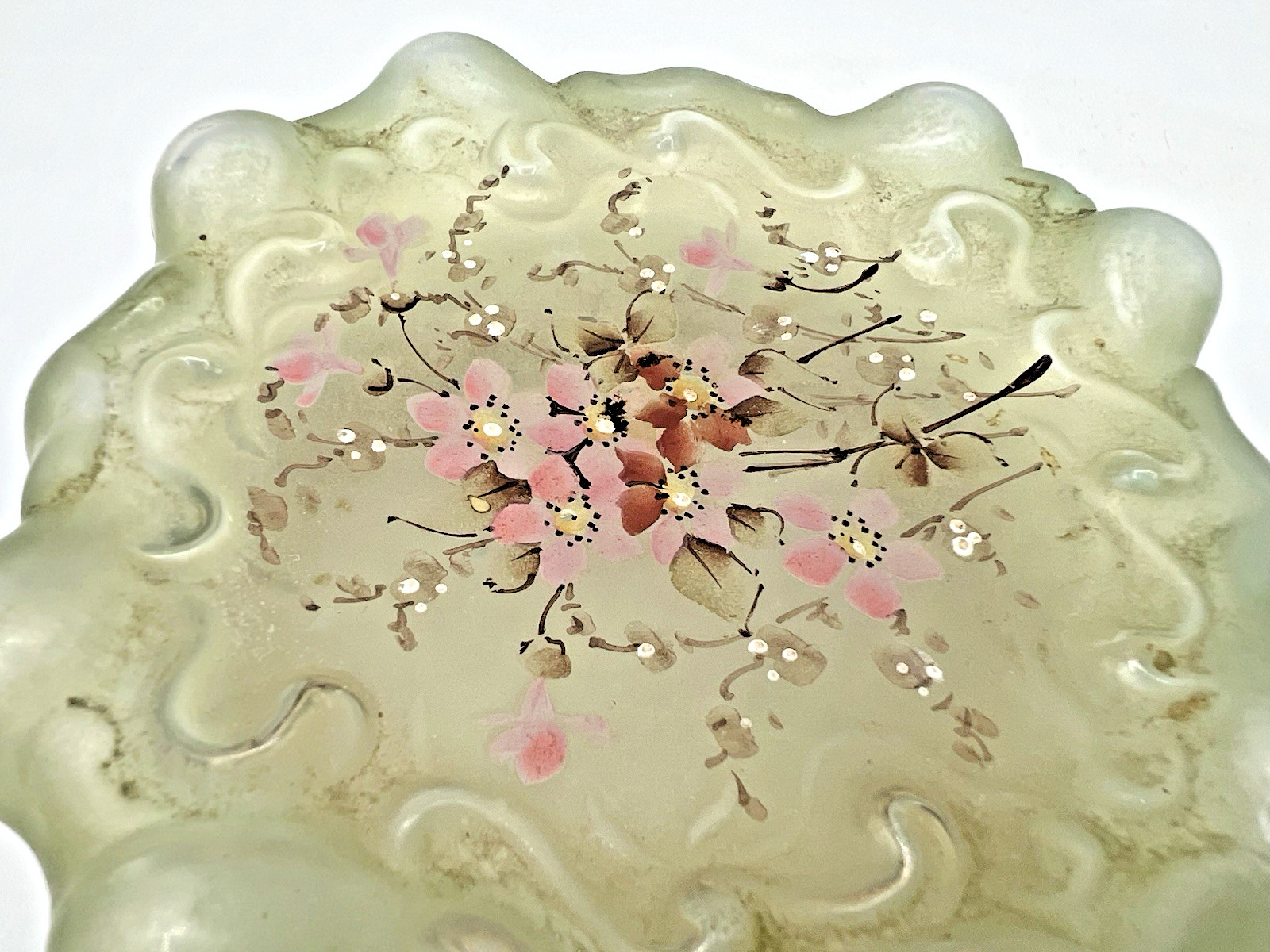 Wavecrest Hinged Dresser Box-Baroque Mold-Green Crystal With Pink Floral