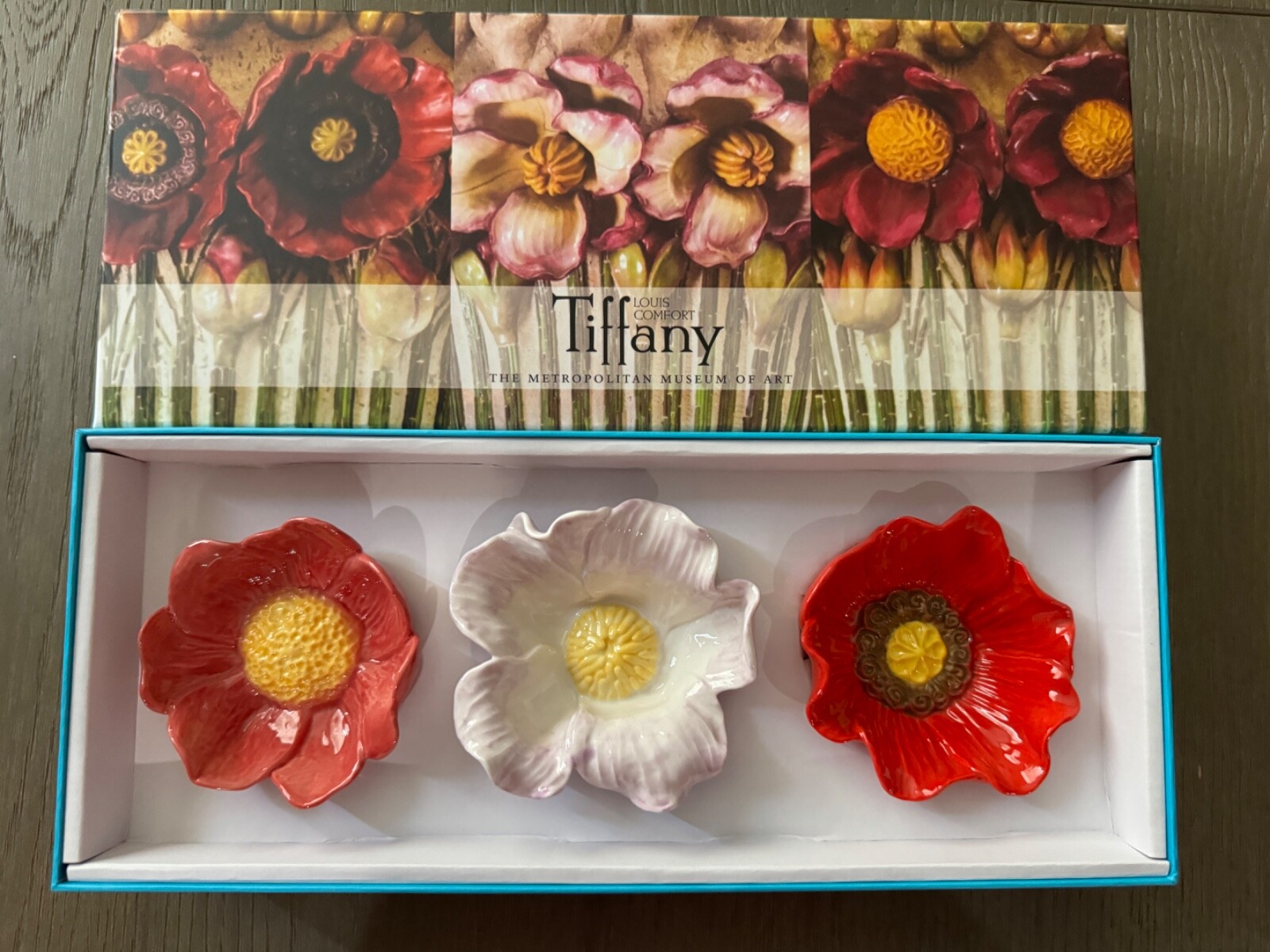 Metropolitan Museum of Art MMA Tiffany Logia Floral Bowls Louis Comfort NIB