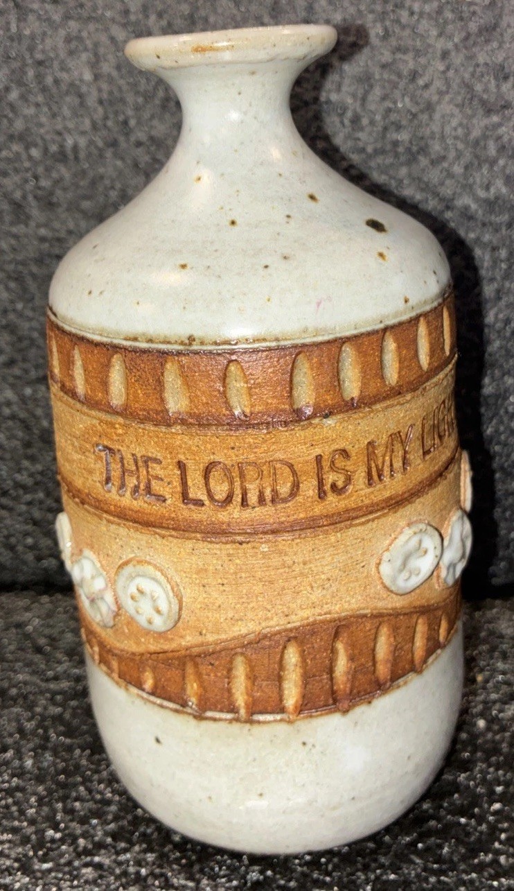 ED SCHROCK-Colorado DOWN TO EARTH POTTERY Vase THE LORD IS MY LIGHT Psalms 27:1