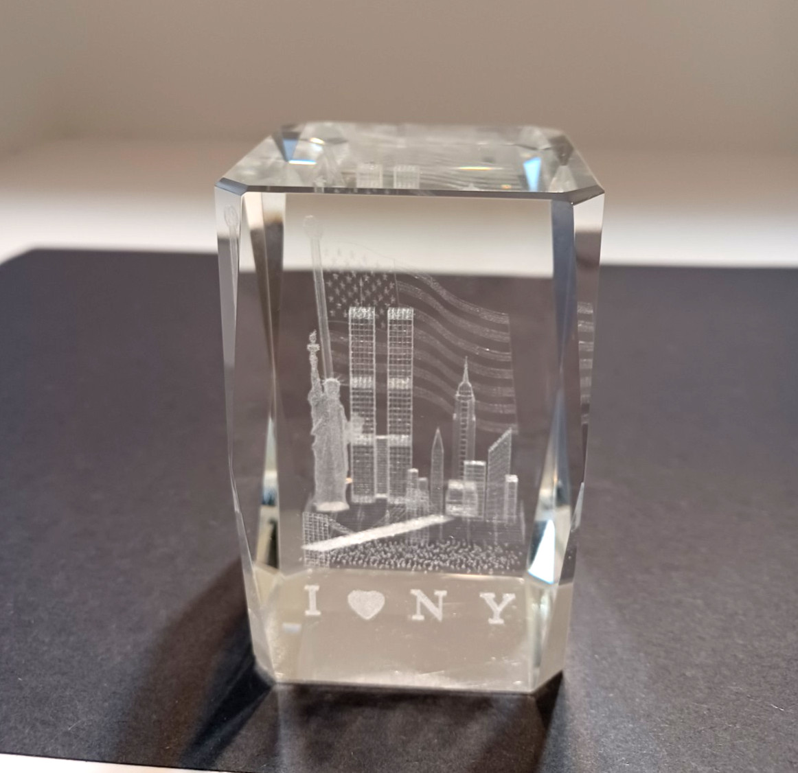 New York City Twin Towers Lady Liberty 3D Laser Etched Glass Paperweight