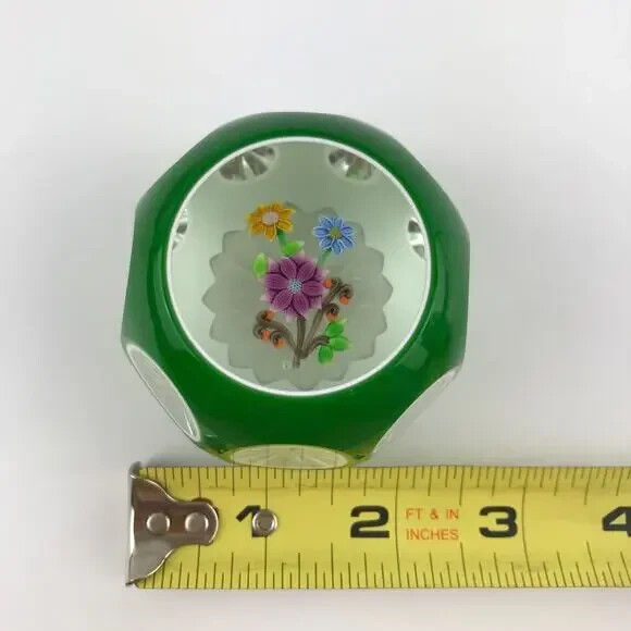 Perthshire 1989C Double Overlay Lampwork Flower Bouquet Faceted Paperweight