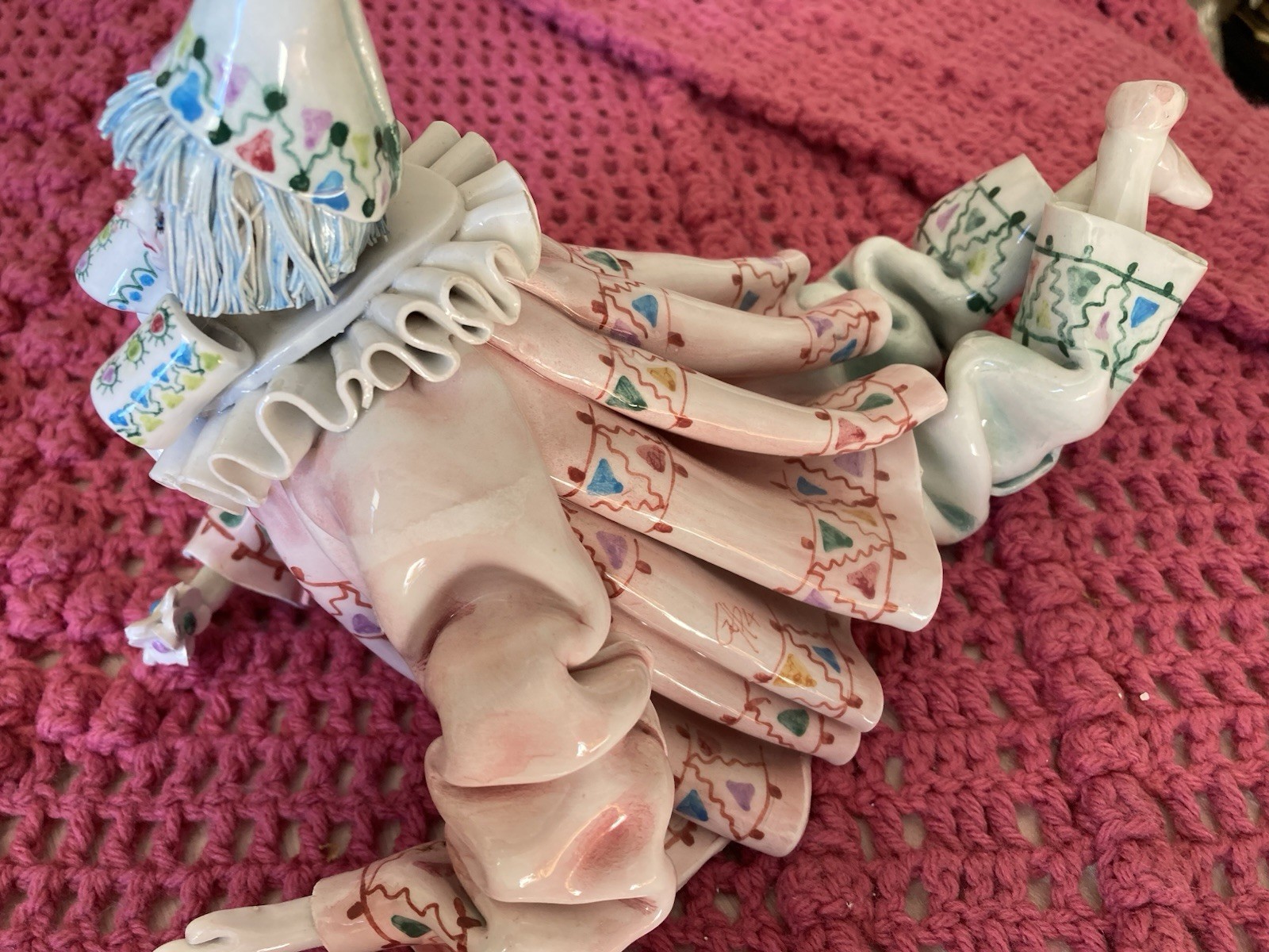 VTG 12” Gump Signed Italian Porcelain Pierrot Clown Laying Daisy Pink Green Blue