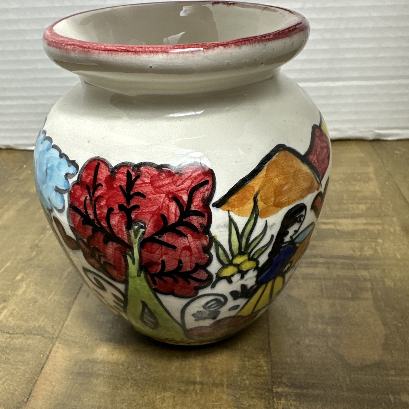 Jesús Moran Xalitla Guerrero Mexico Folk Art Pottery Hand Painted Vase 4.5” T