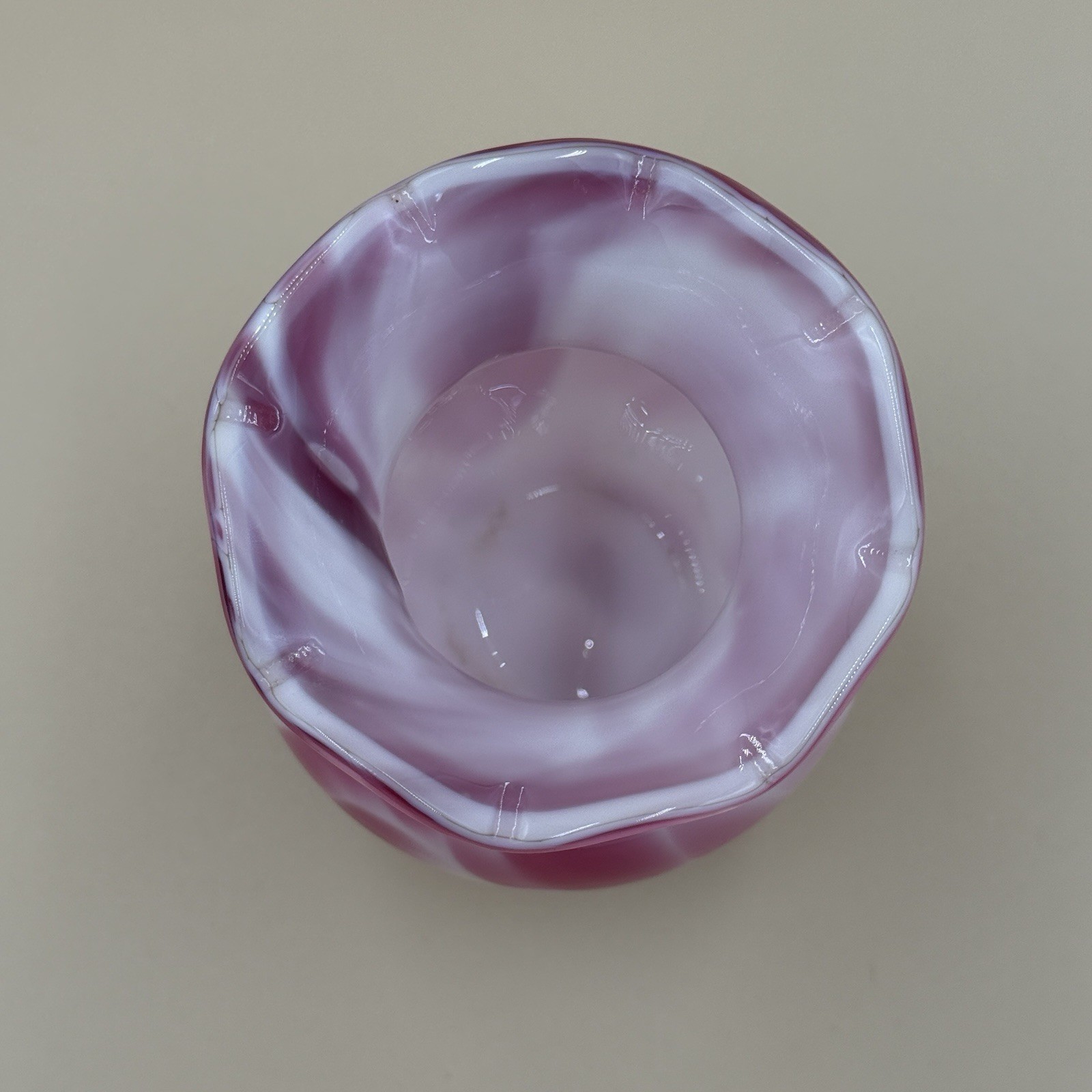 Vintage Pilgrim Glass White & Pink Frit Swirl Small Clear Footed Vase 4.5”