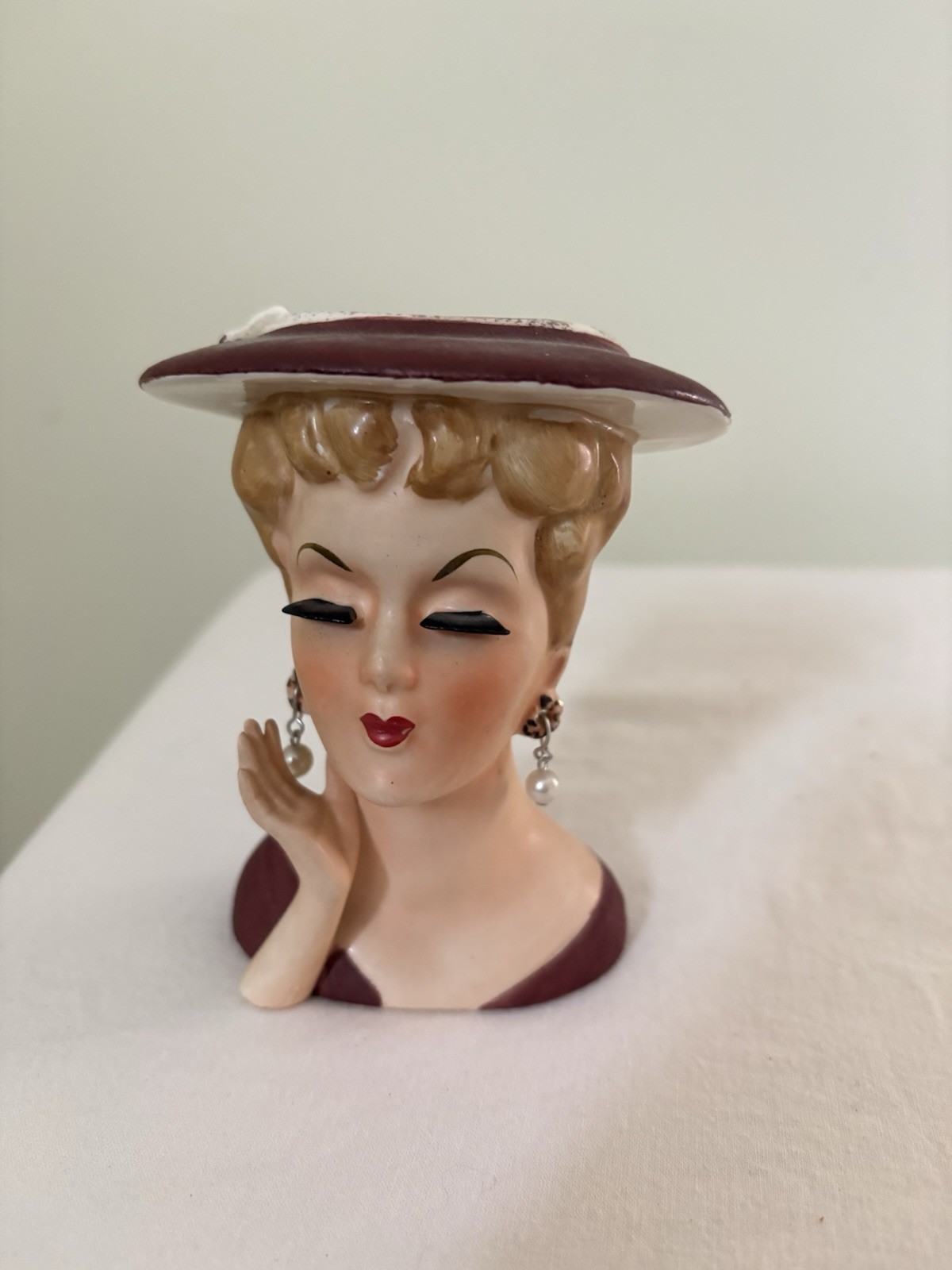 Vintage Lee Wards Exclusive Japan 5” Lady Head Vase Brown Pearl Earrings Lashes