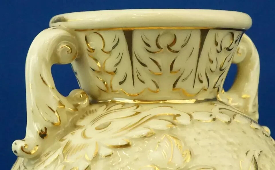 LA COLONNATA Ceramic vase Sesto Fiorentino 1800 1900 LIBERTY as DERUTA – ITALY