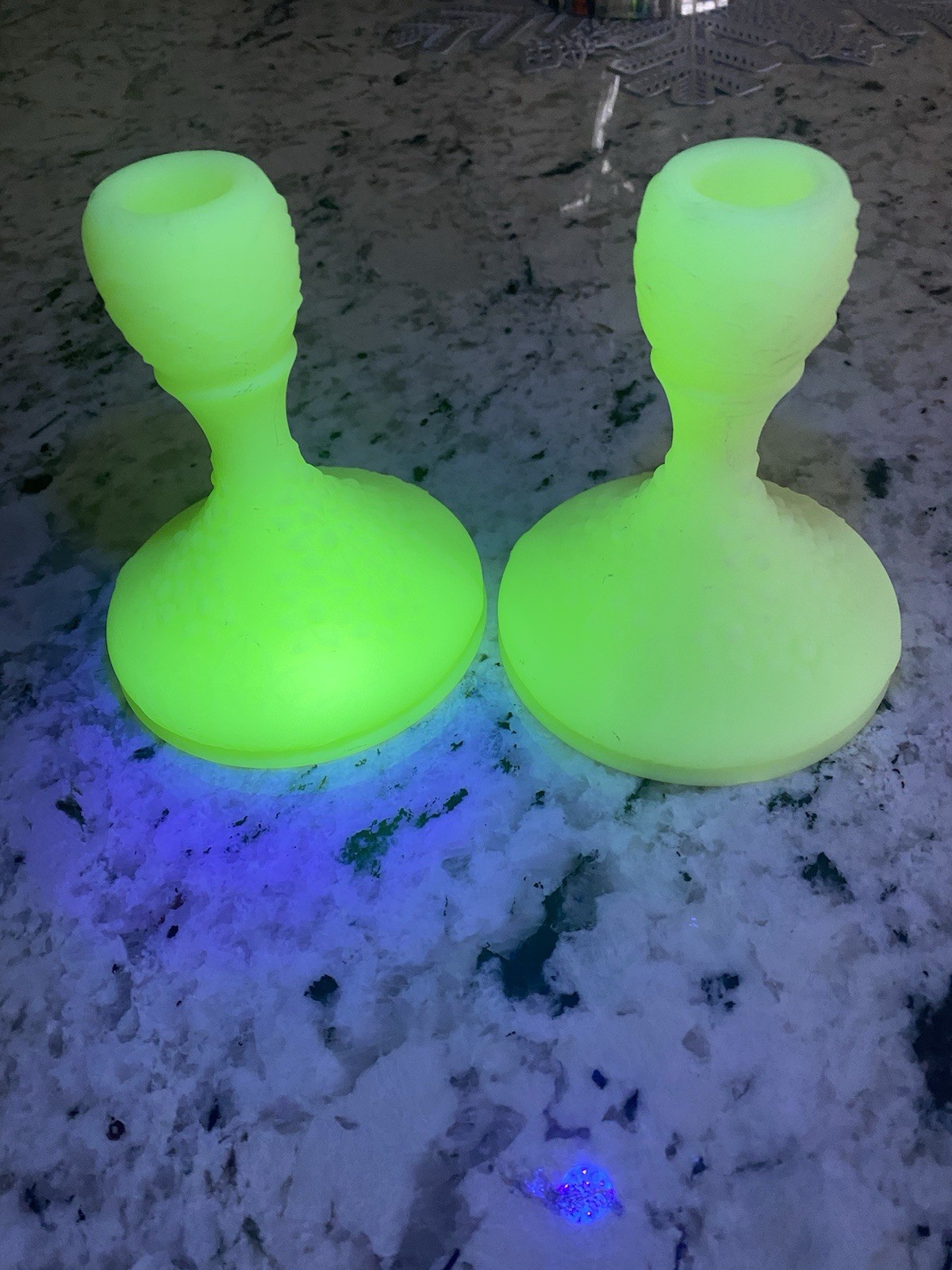 VTG FENTON LIME GREEN CUSTARD GLASS ORANGE BLOSOM CANDLESTICKS 5.5″ GLOWS