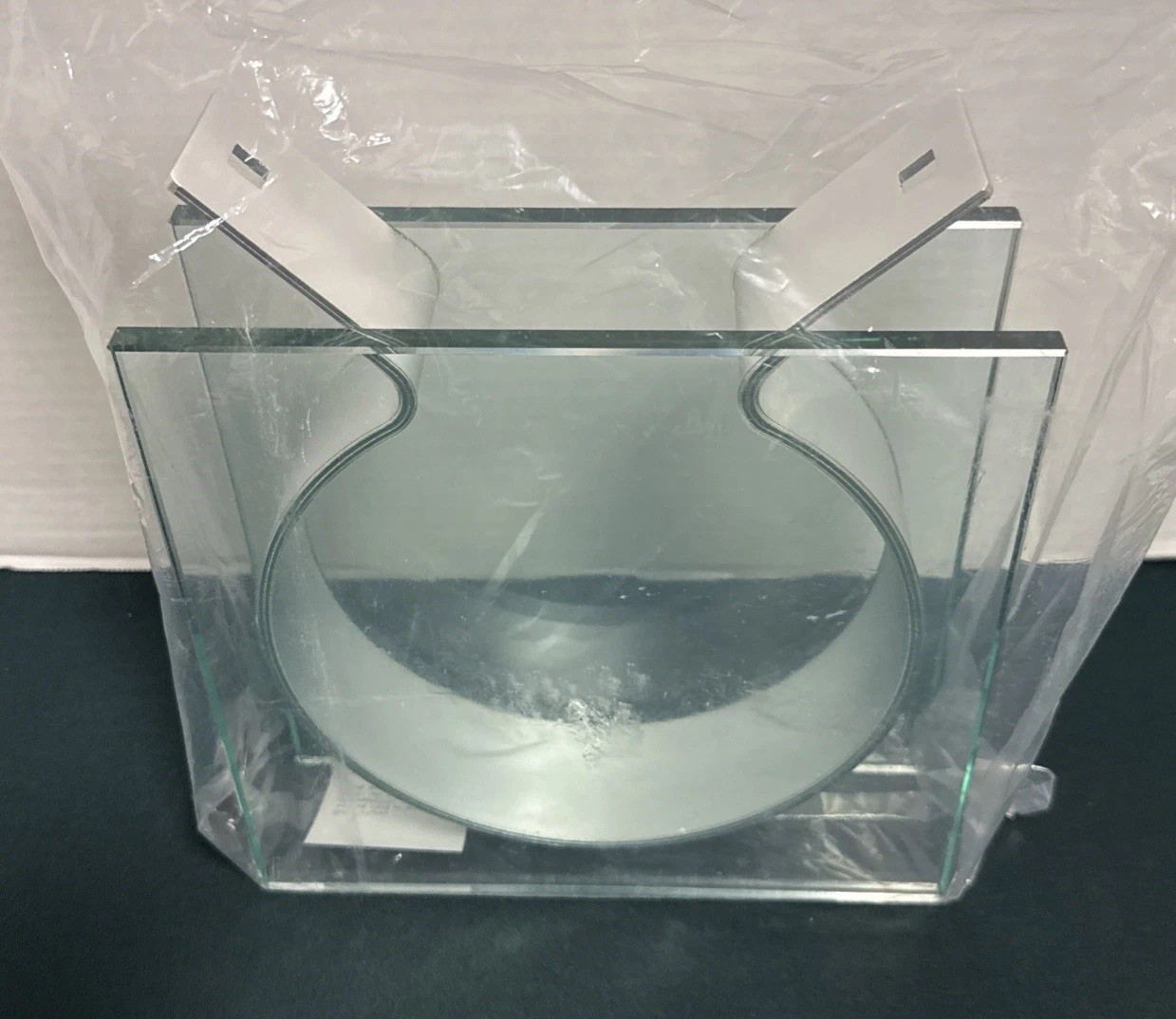 Peter Hewitt for MOMA 9” Large Ribbon Vase – Museum Of Modern Art – Glass NIB