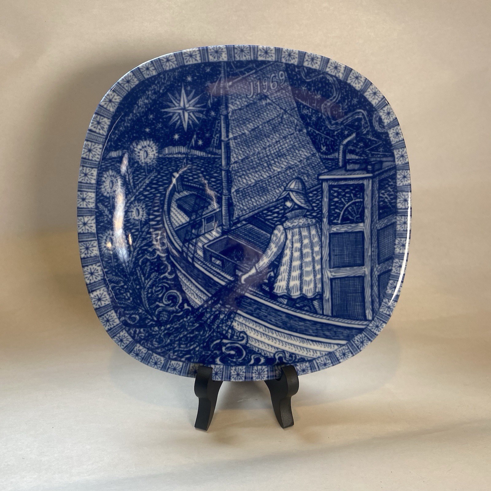 Gunnar Nylund 1969 Porcelain Rörstrand ChristmasPlates (7.65 In.)