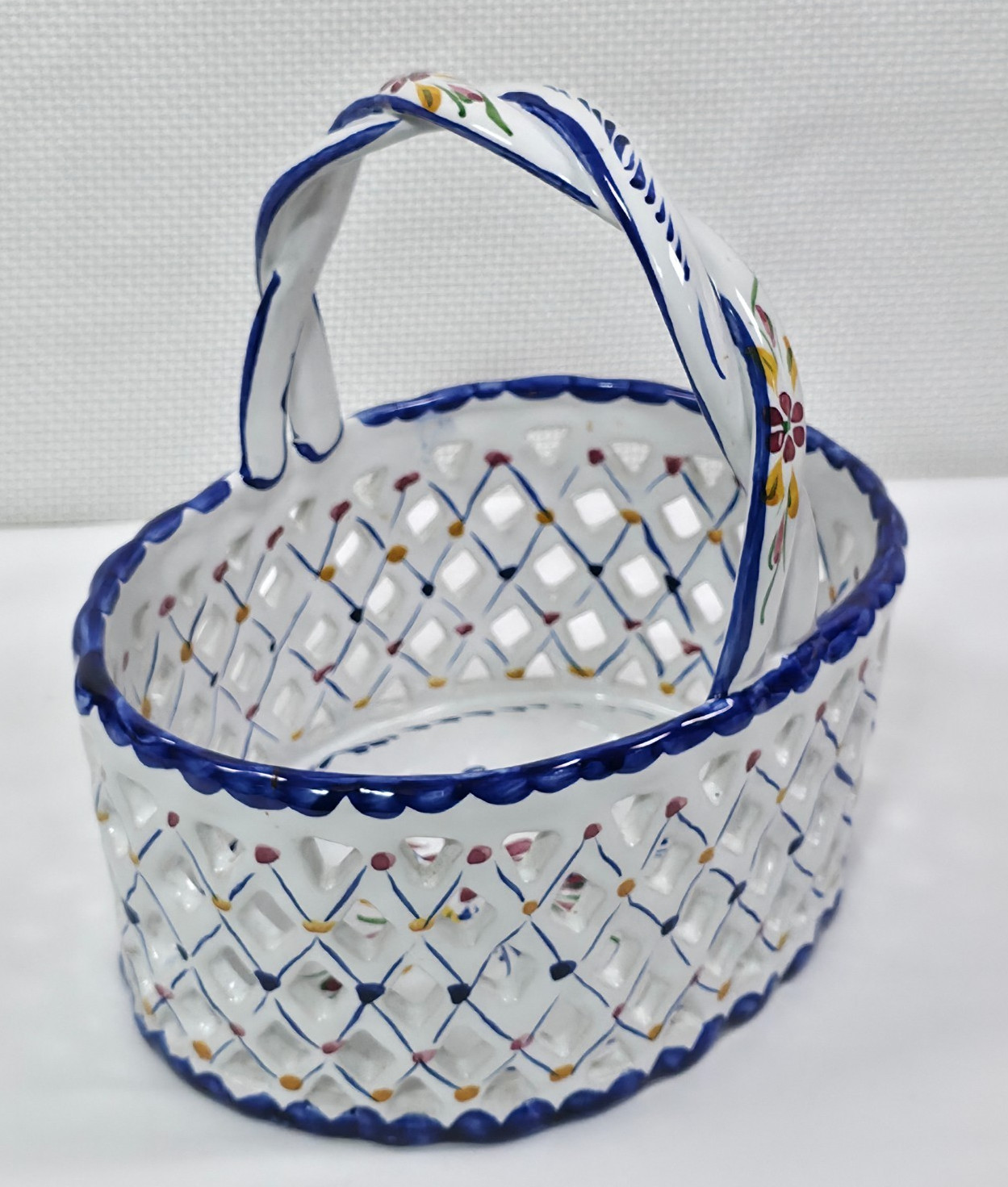 Hand Painted Open Lace Basket Portugal Blue White Floral 8.5″ Ceramic