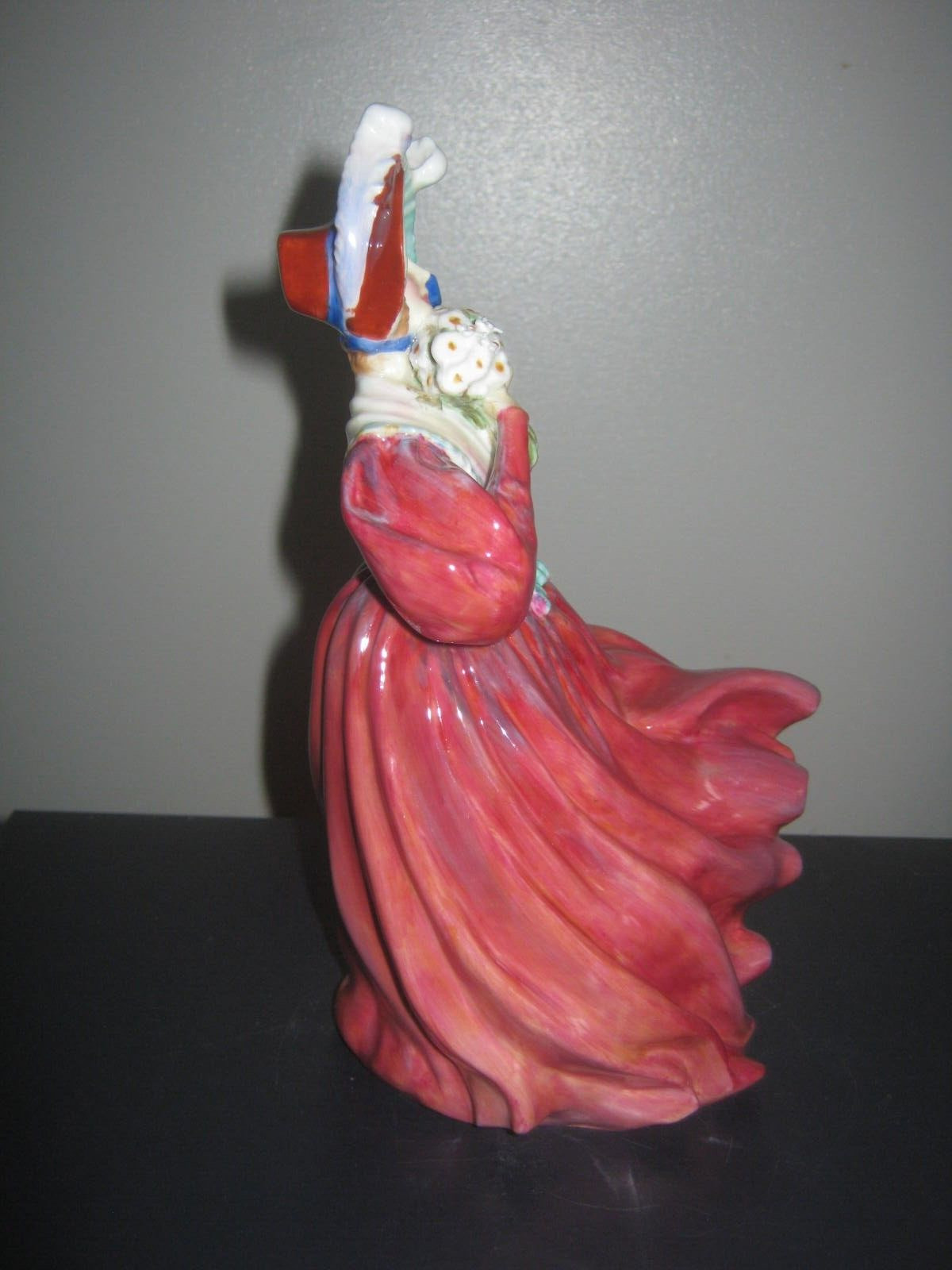 RARE ROYAL DOULTON MARGUERITE HN1946 ** RED COLOURWAY **