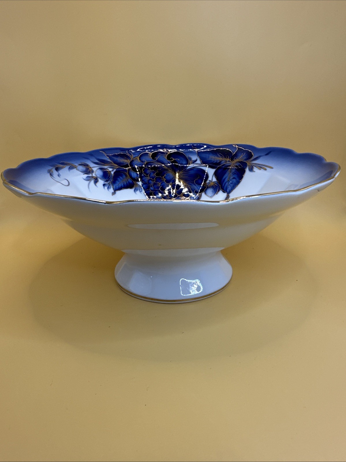 RARE! VINTAGE COBALT & GILT BOWL SET & VASE KOROSTEN PORCELAIN FACTORY, UKRAINE