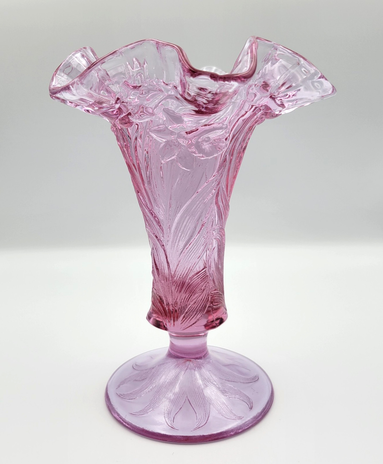 Fenton Empress Rose Pink Art Glass Vase Daffodil Embossed Ruffle Top Footed 7″