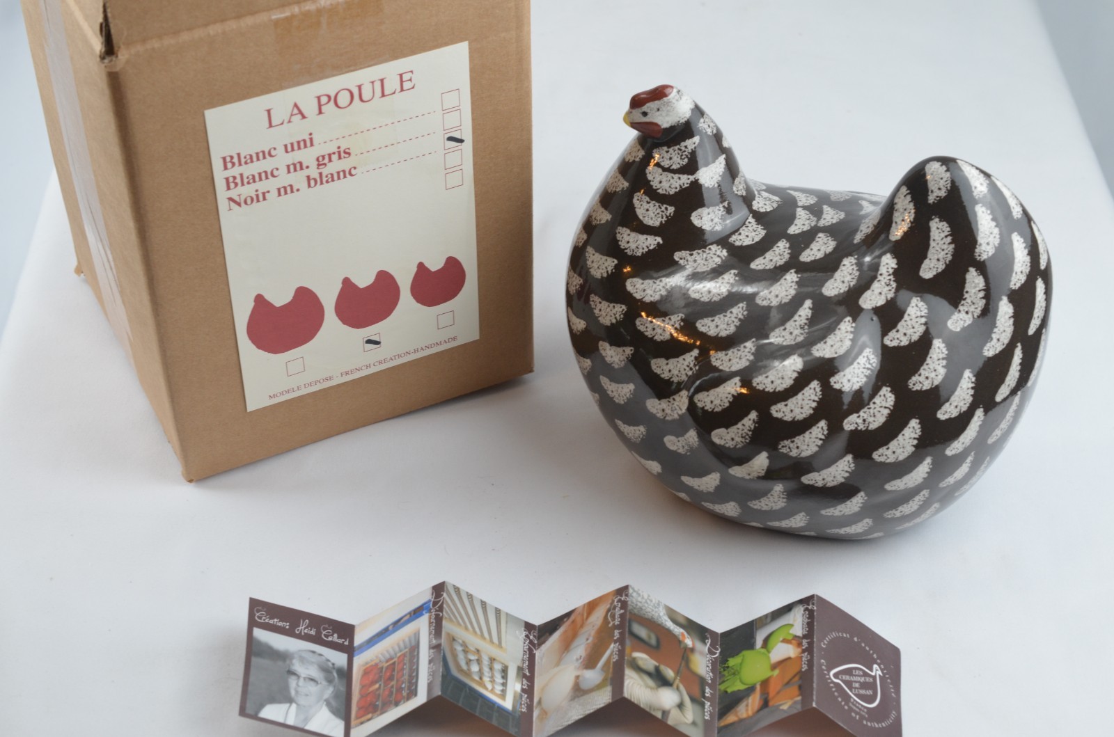 Heidi Caillard La Poule Moyen Modèle Ceramic Hen Brown White Hand Made France