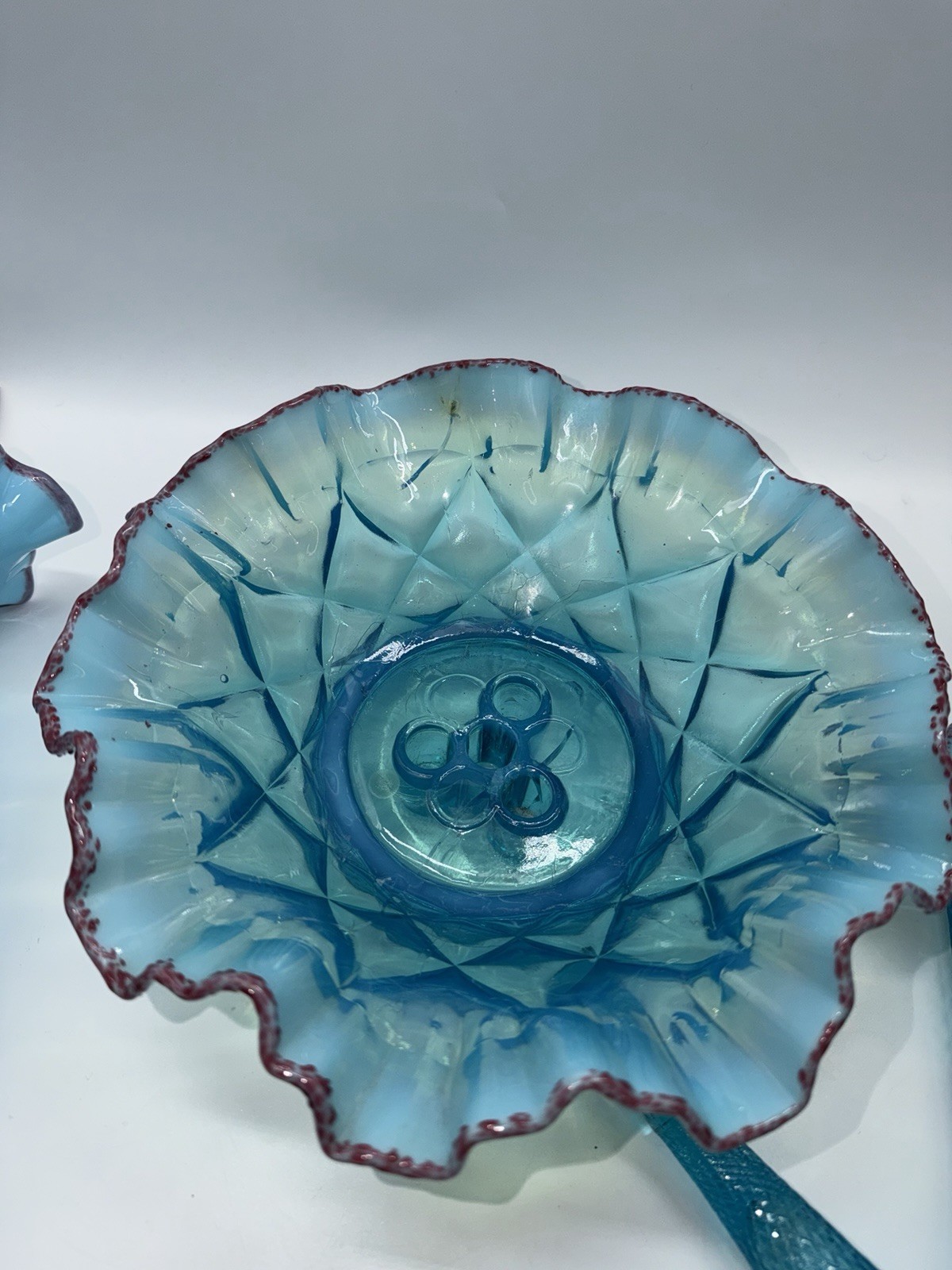 Vintage Epergne Northwood 4 Horn Opalescent Blue Red Frit Stunning READ RARE