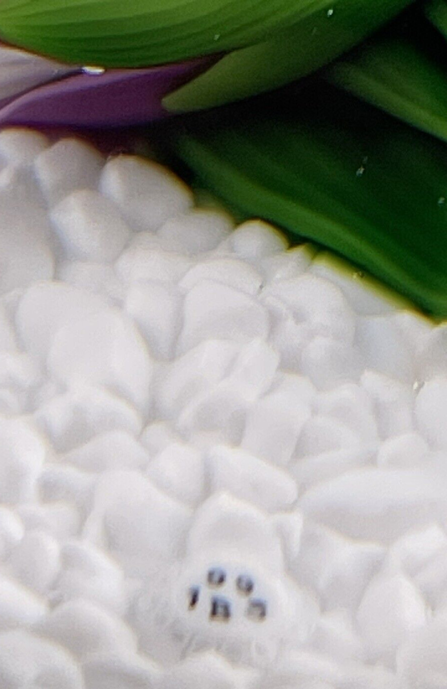 Baccarat 1993 LE 150 Purple Crocus On Snow Glass Paperweight 3.3″