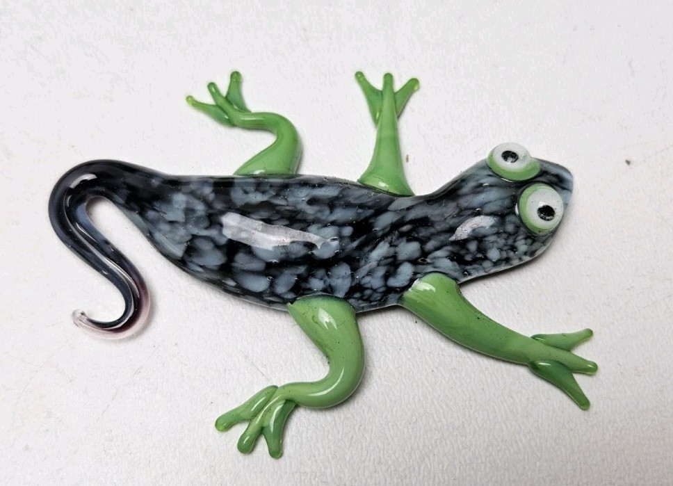 Vintage Pier 1 One Art Glass Figurine Nelson the Gecko Lizard