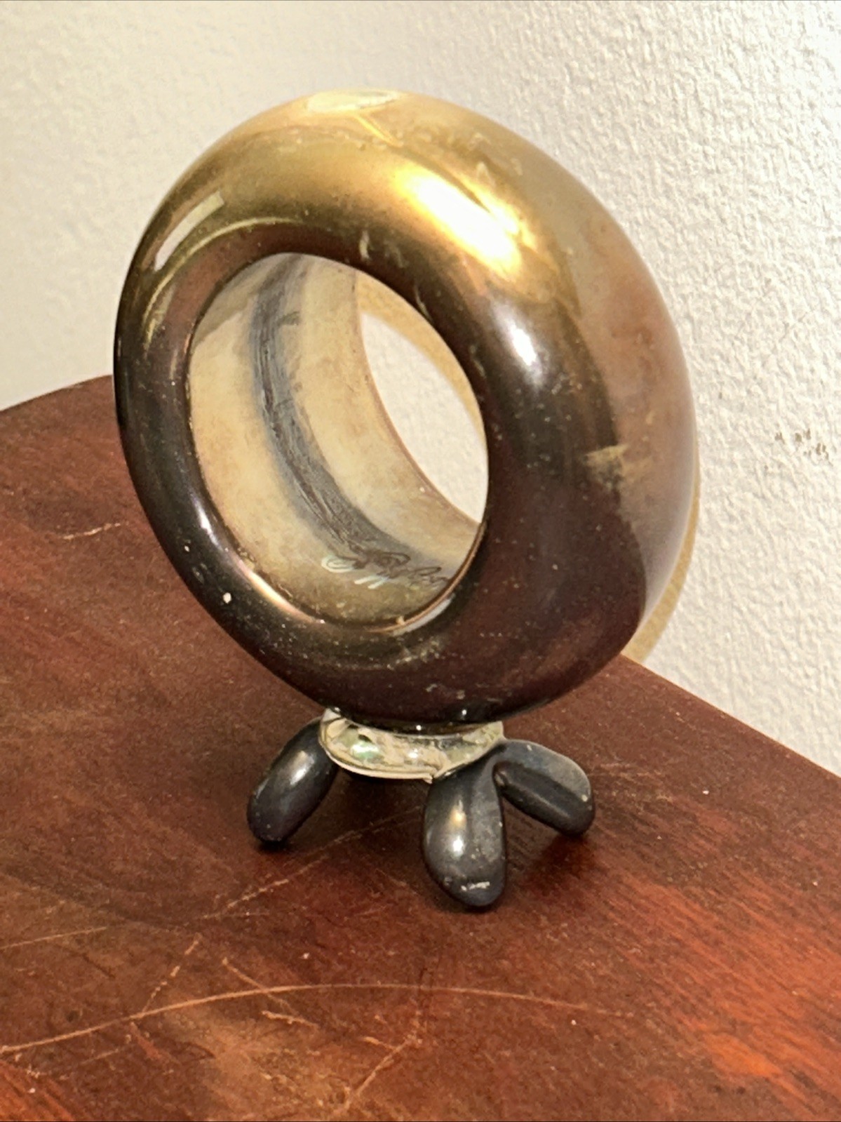 Amazing Donut Shape ArtGlass w/4 Feet