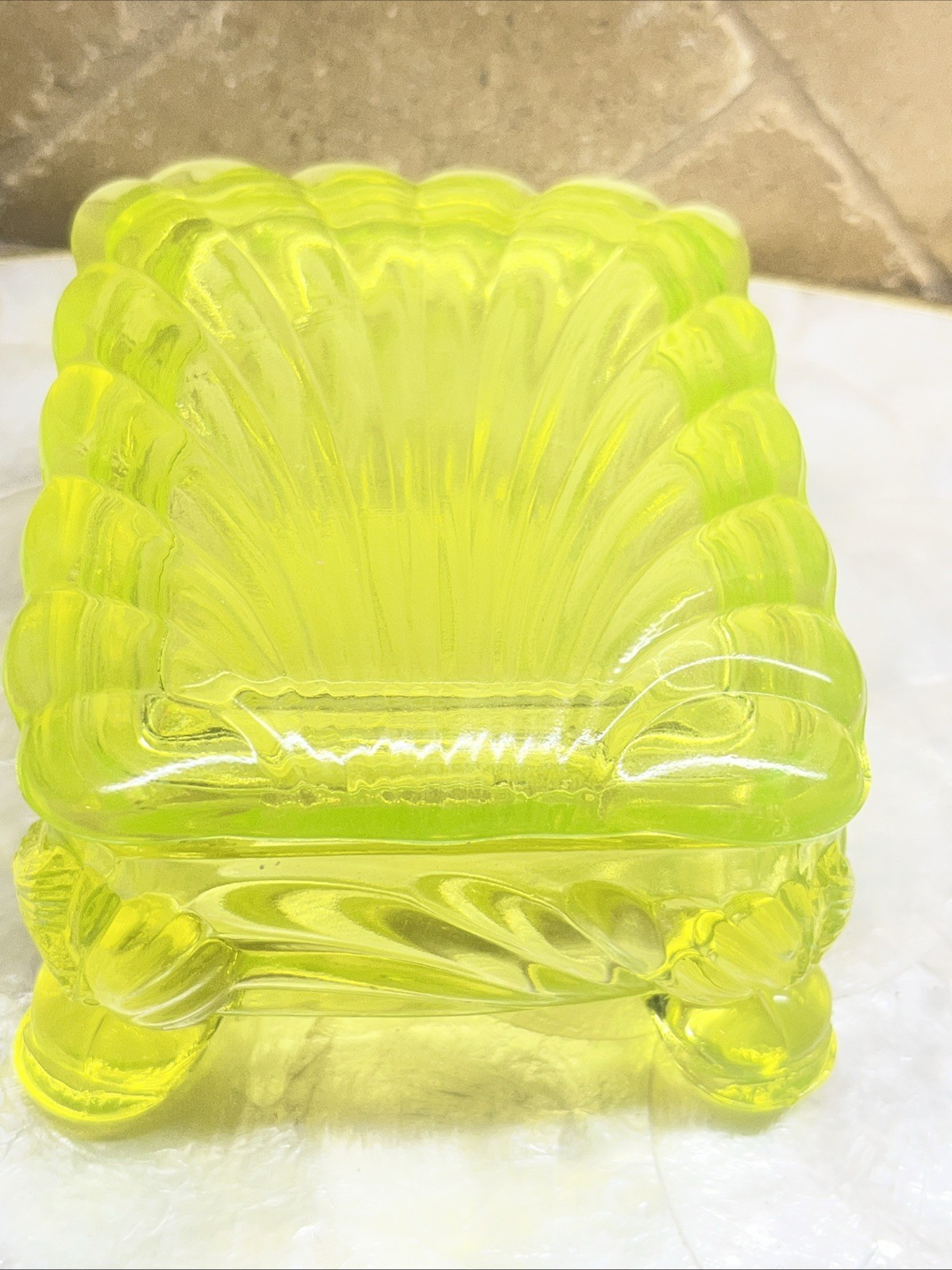 Vaseline Uranium Glass Seashell Box Fish Feet Trinket Box Yellow Boyd Art Glass