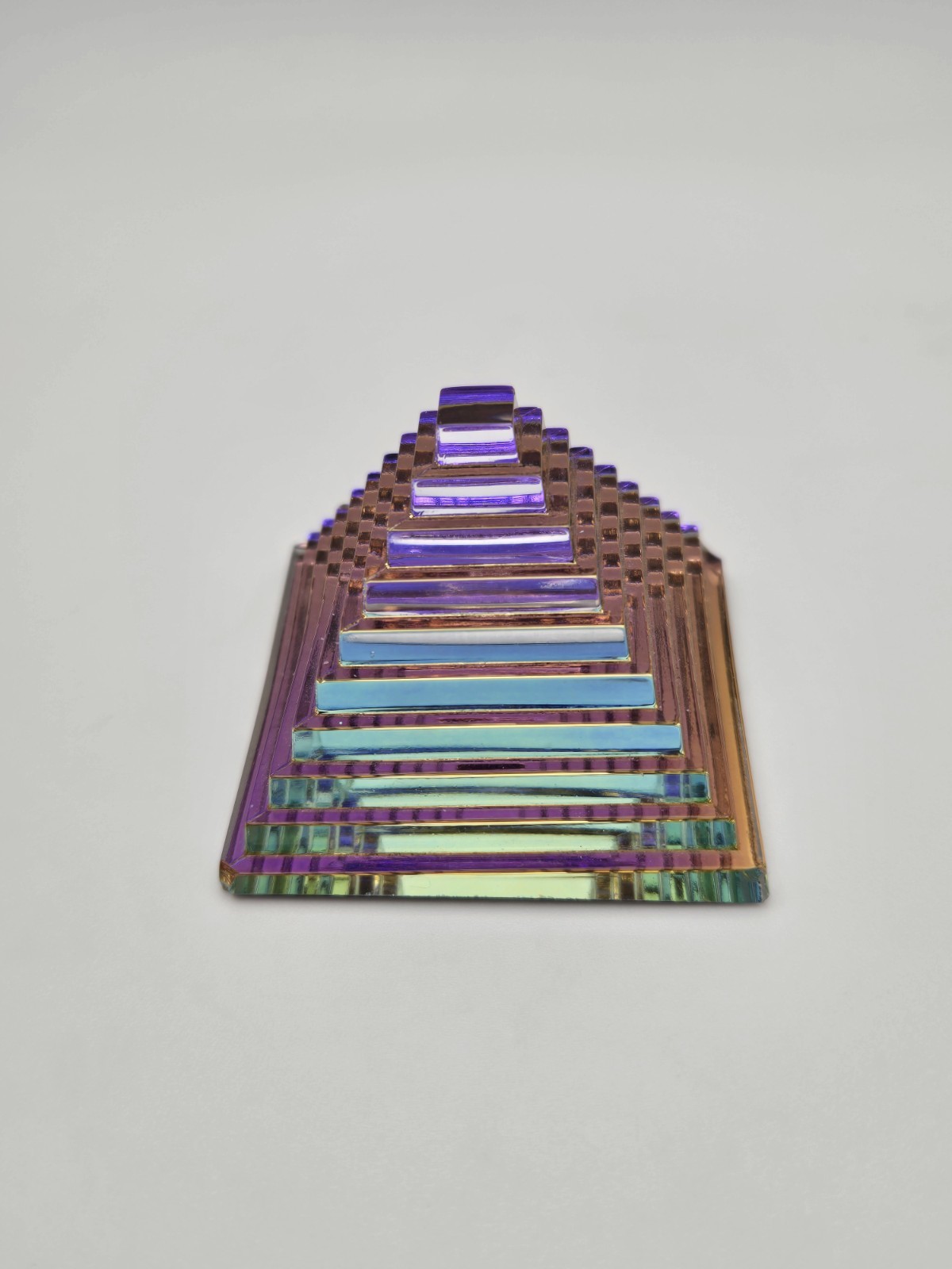 Vintage Rainbow Crystal/glass Pyramid Prism Paper Weight Very Pretty Tiny Chips